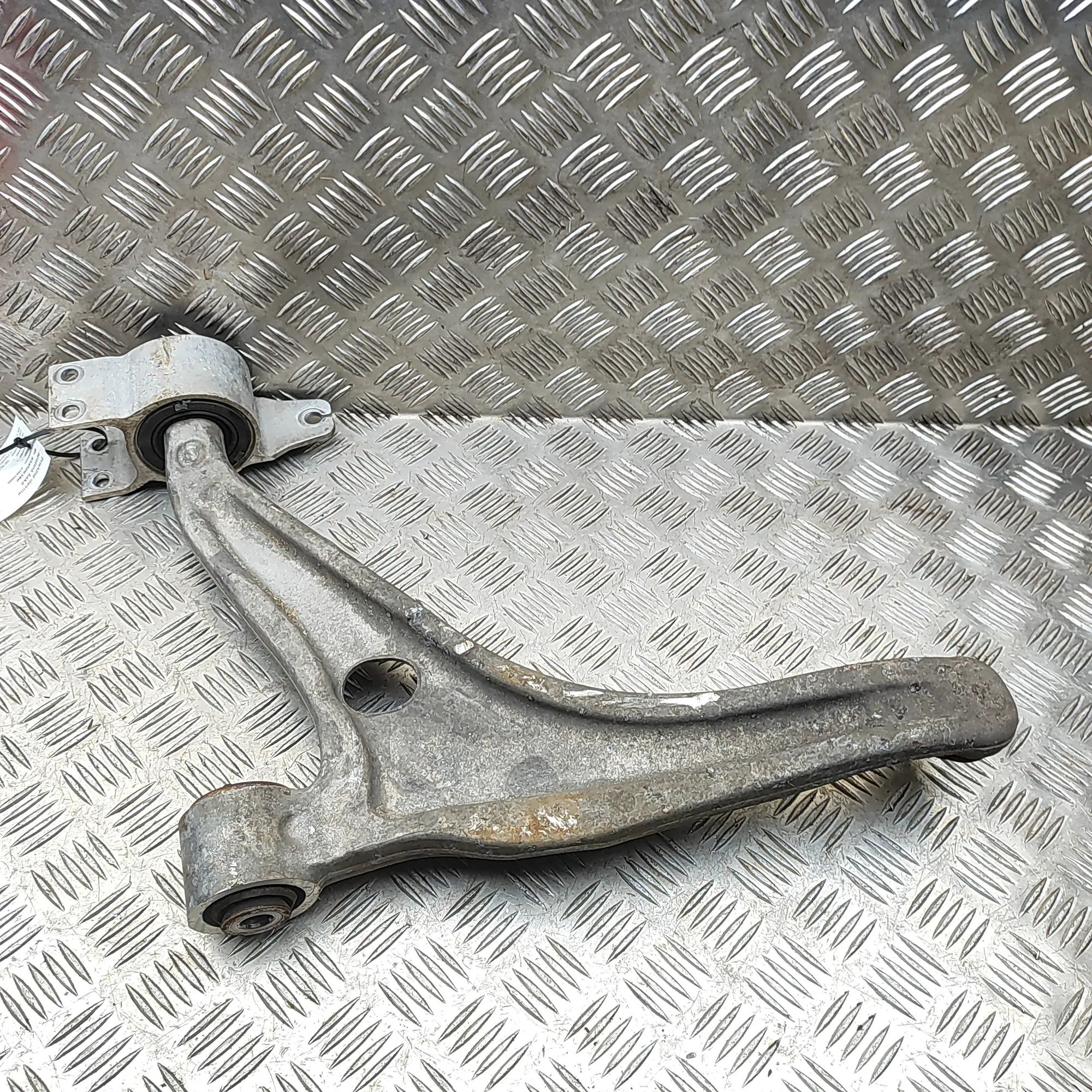 Mercedes-Benz GLA / EQA (H247) Front Right Lower Control Arm Front Right Lower Control Arm — MERCEDES BENZ G...
