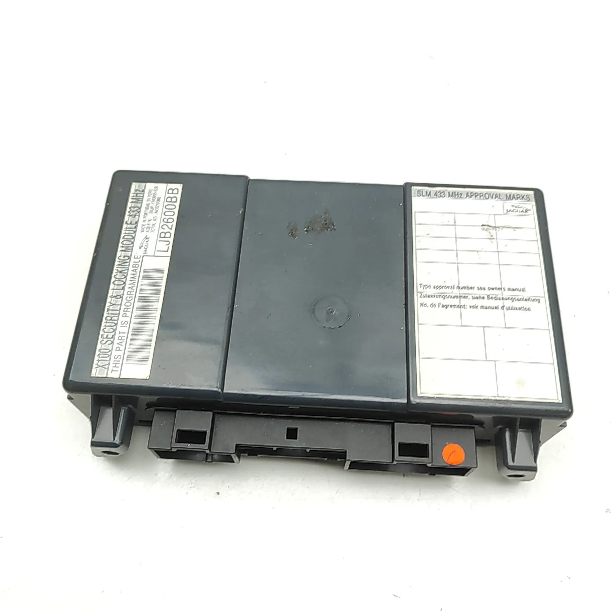 Jaguar XK Central Locking Control Unit Central locking control unit — JAGUAR XK (8 Cou...