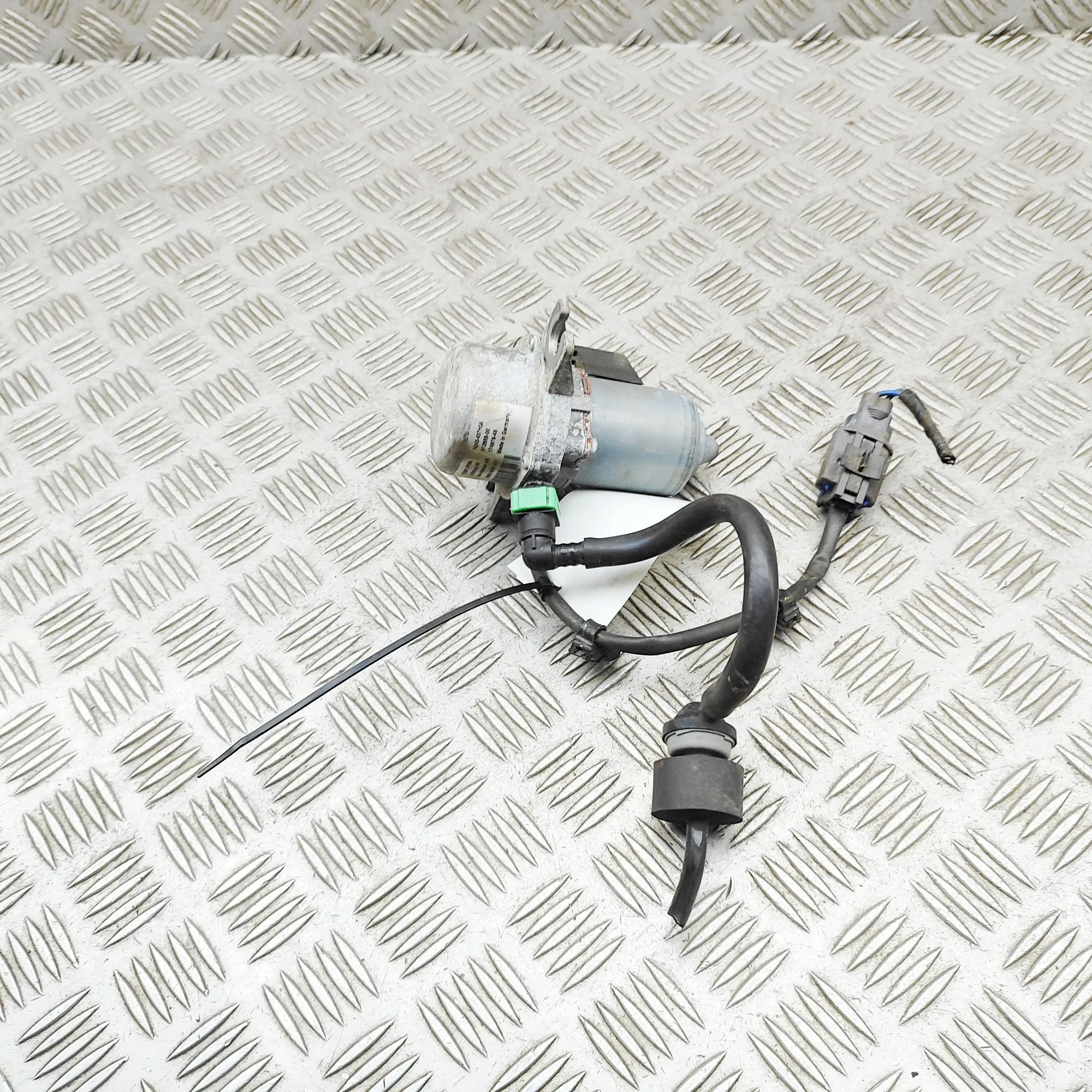 Mazda MX-5 Vacuum pump