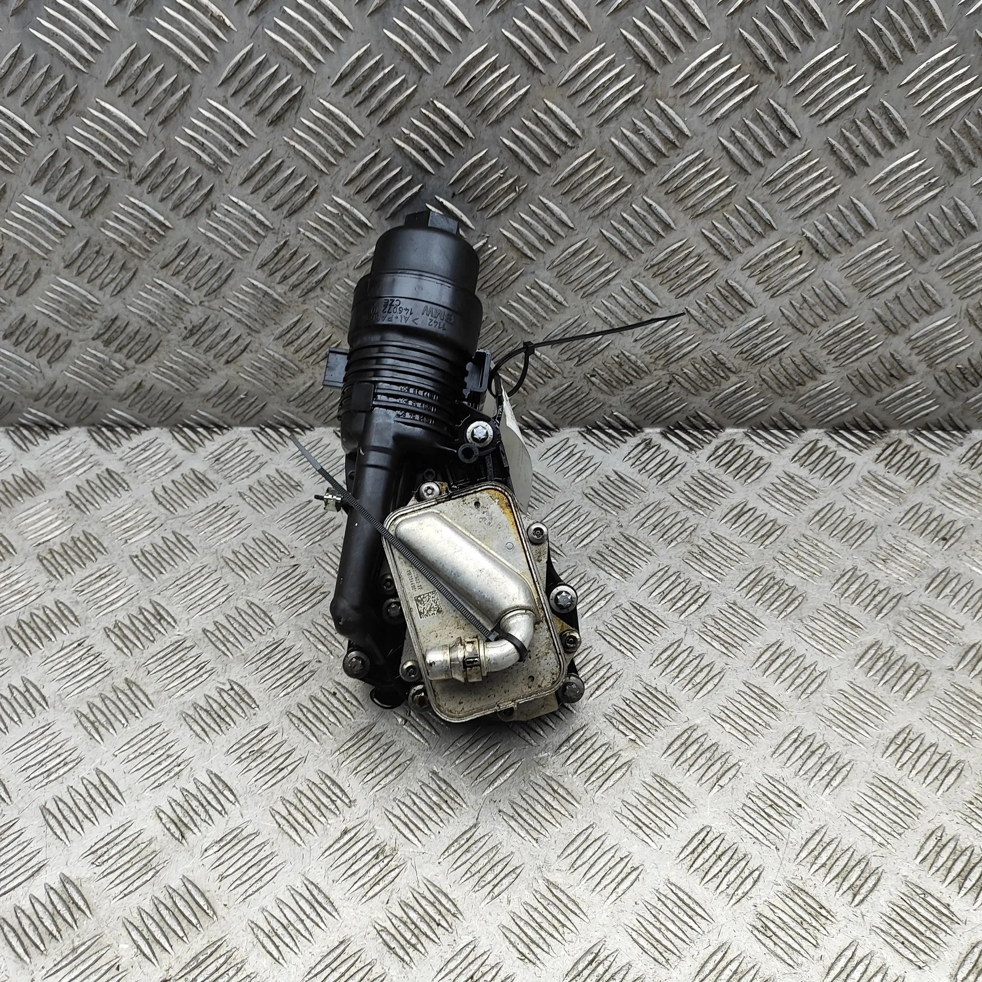 Mini One, Cooper (F55 / F56 / F57) Oil Filter Housing