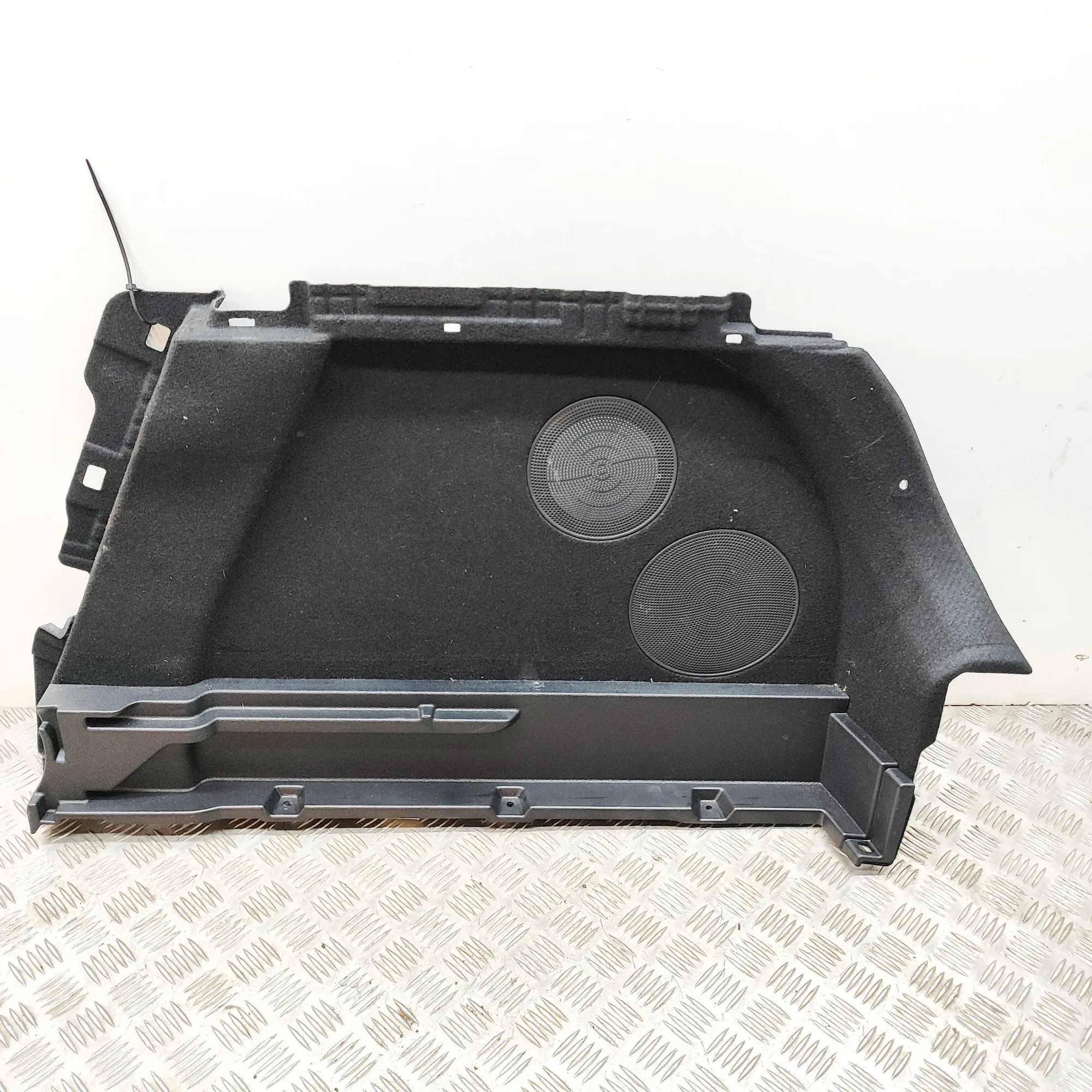 Kia Ceed (CD) Right Side Trunk Trim Right Side Trunk Trim — KIA XCEED (CD) (2020-.....