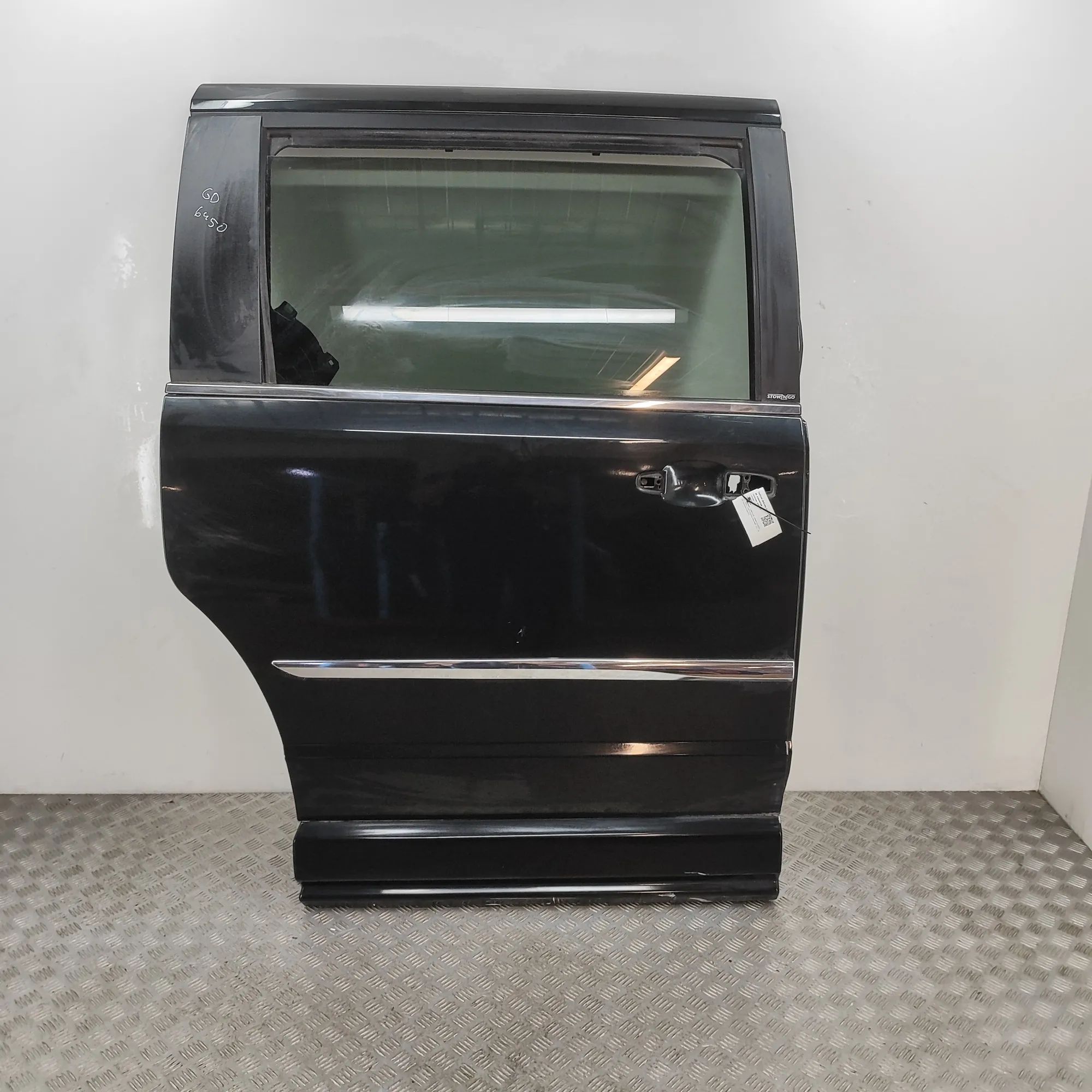 Chrysler Grand Voyager / Town & Country Door — rear right Door — rear right — CHRYSLER GRAND (VOYAGER V R...