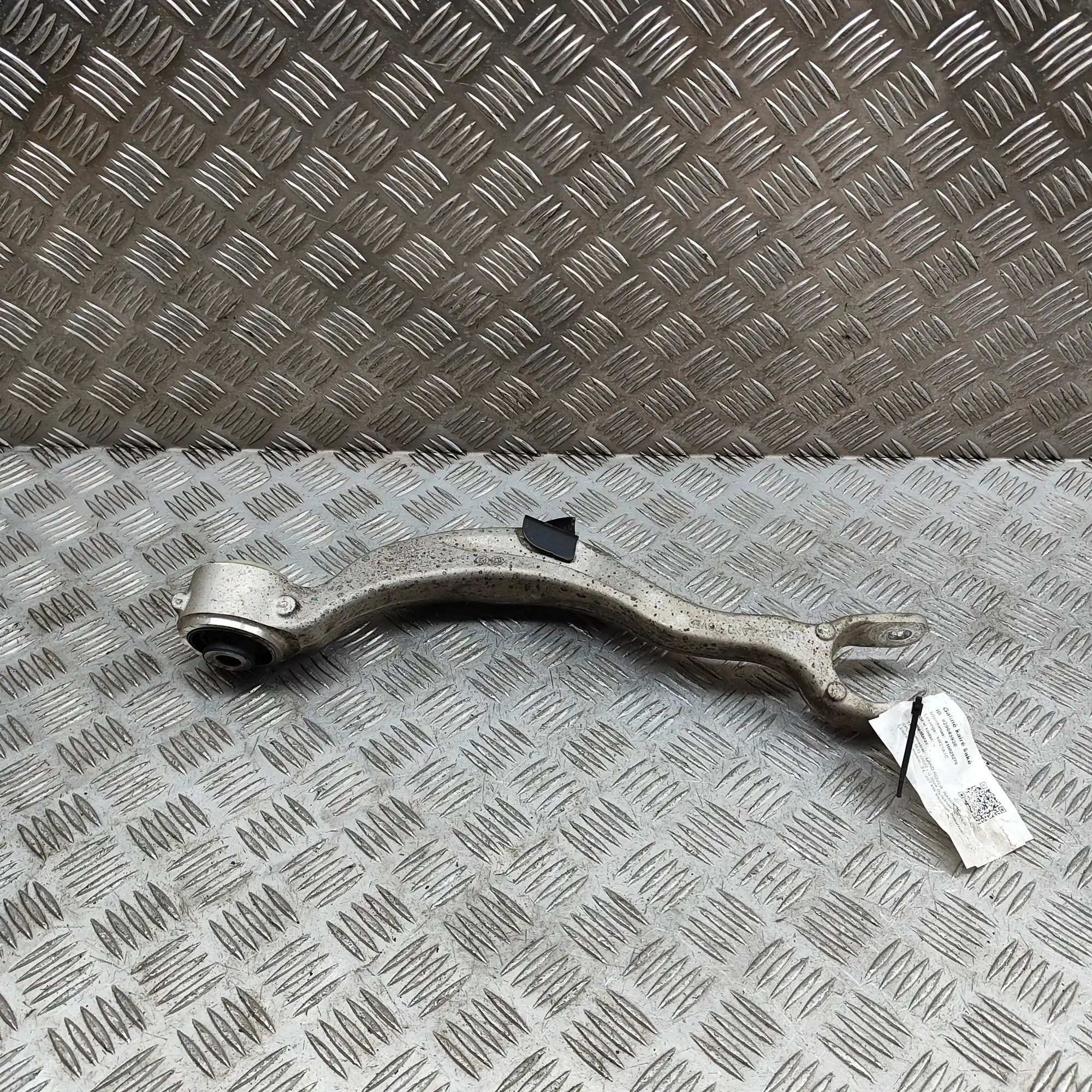 Land Rover Range Rover Sport (L461) Control arm — rear left Control arm — rear left — LAND ROVER RANGE ROVE...
