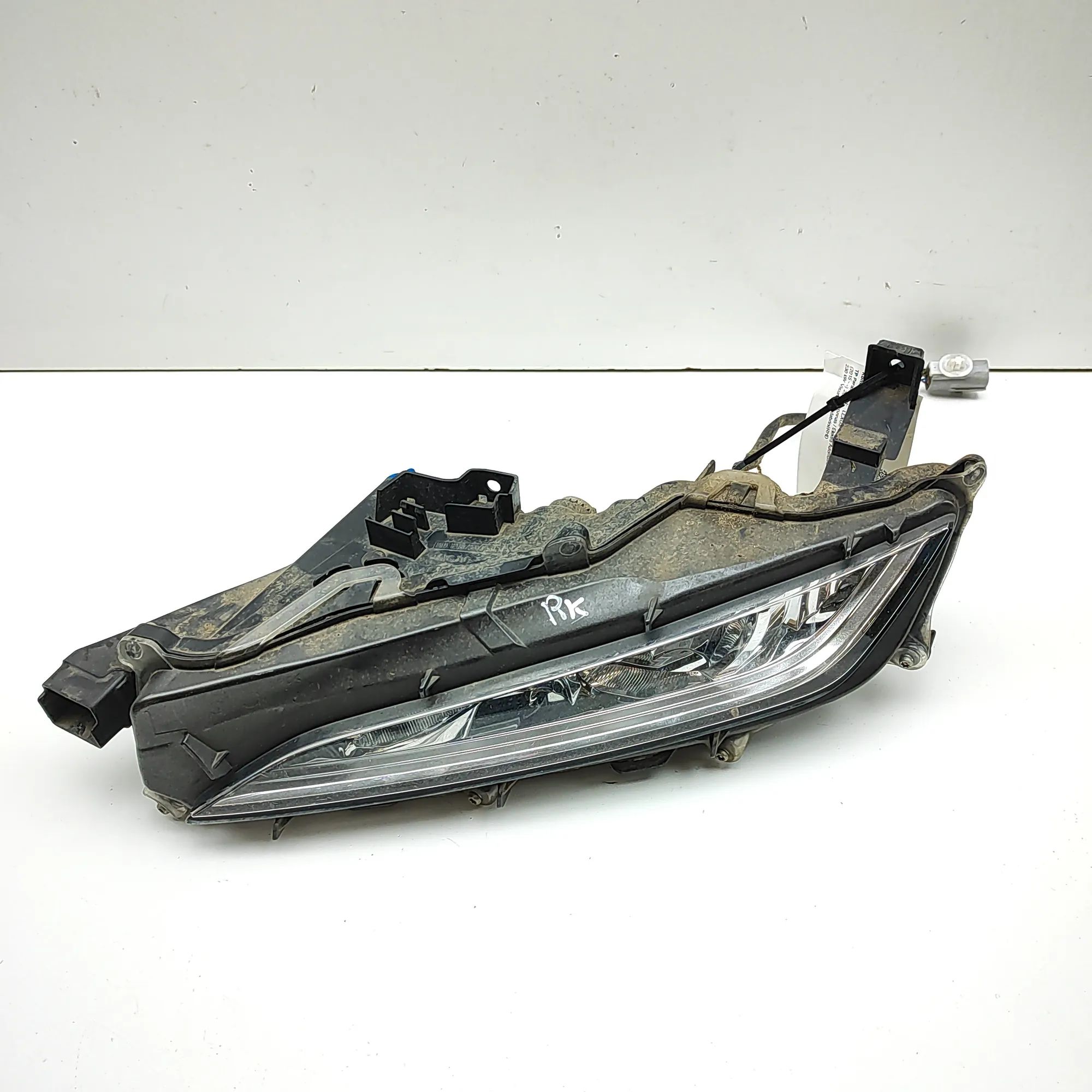 Lexus RX Front Left Fog Light Front Left Fog Light — LEXUS RX (_L2_) (2015-.....
