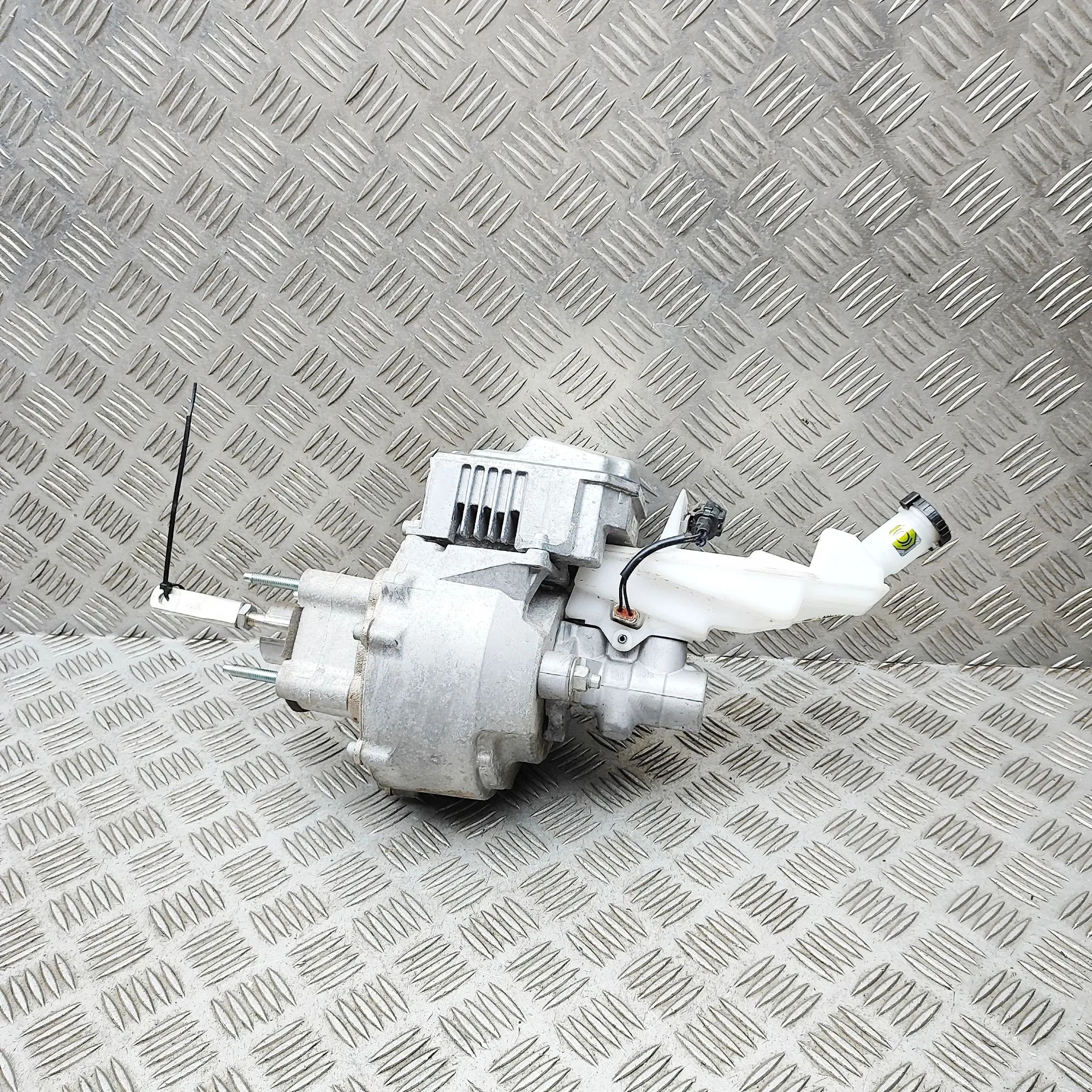 Nissan Leaf Brake Servo Booster Brake Servo Booster — NISSAN LEAF (ZE1) (2017-....