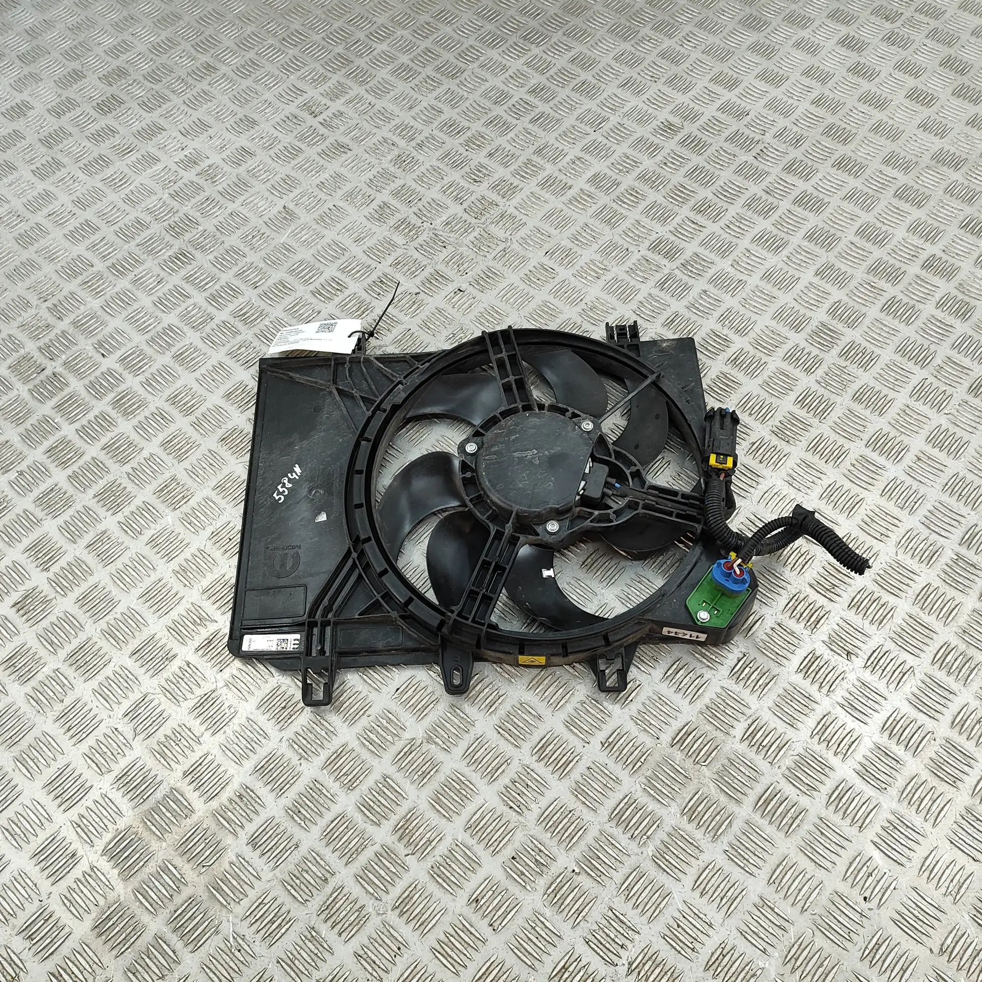 Fiat 500 (332) Engine Cooling Fan Shroud Engine Cooling Fan Shroud — FIAT 500 (312_) (20...