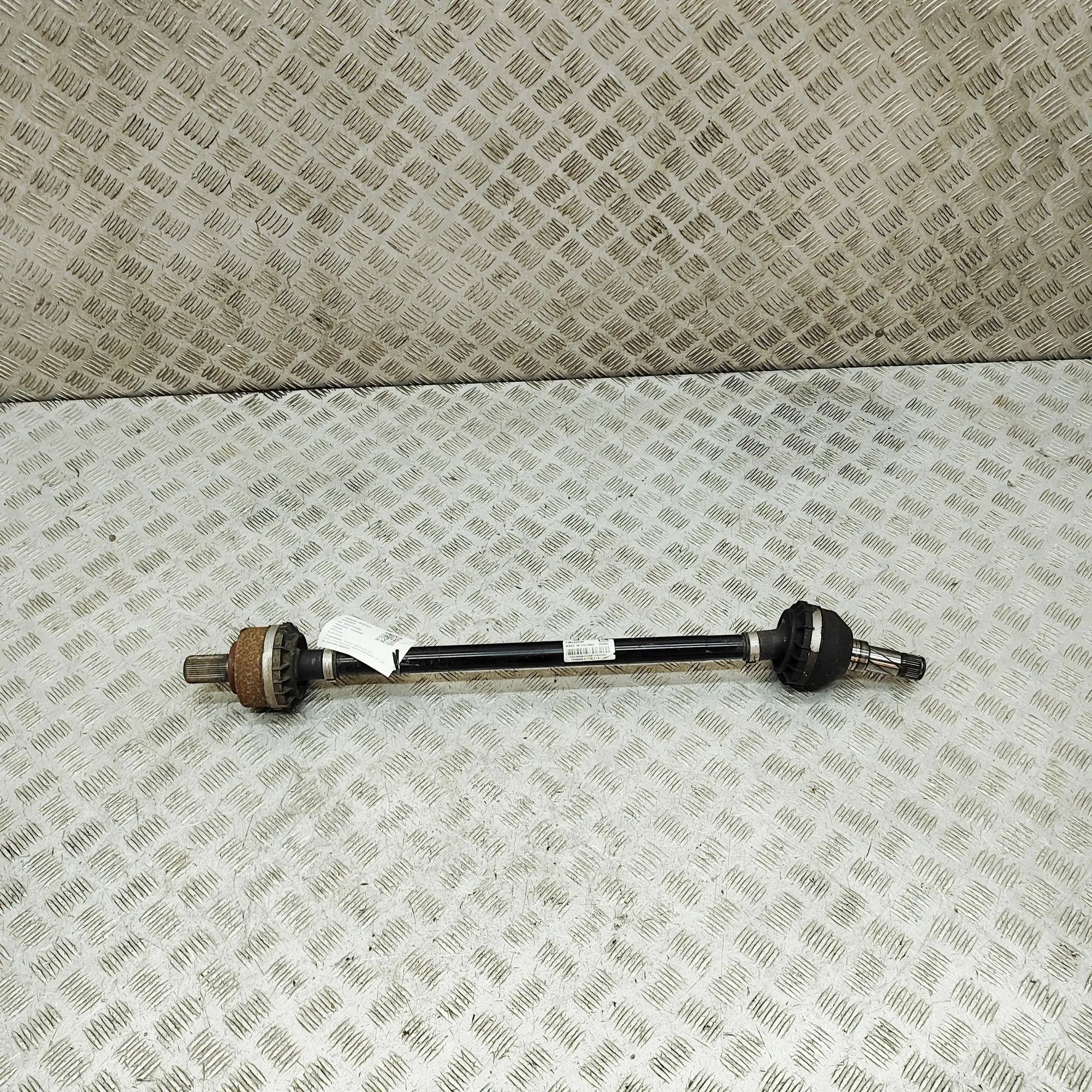 Volvo V60 Rear Right Driveshaft Rear Right Driveshaft — VOLVO V60 (II 225, 227)...