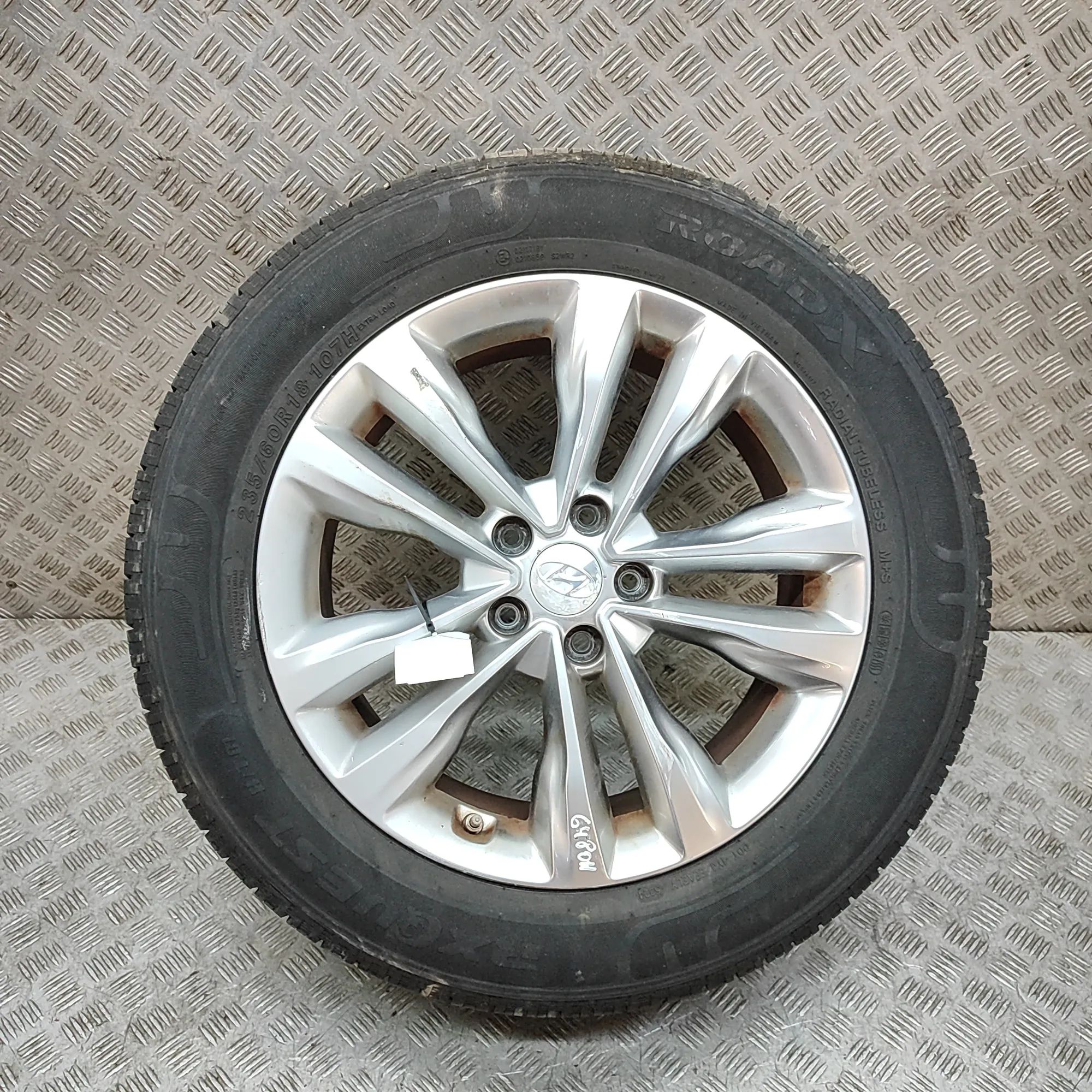 Hyundai Santa Fe Alloy Wheel Alloy wheel — HYUNDAI SANTA (FÉ III DM) (2012-....