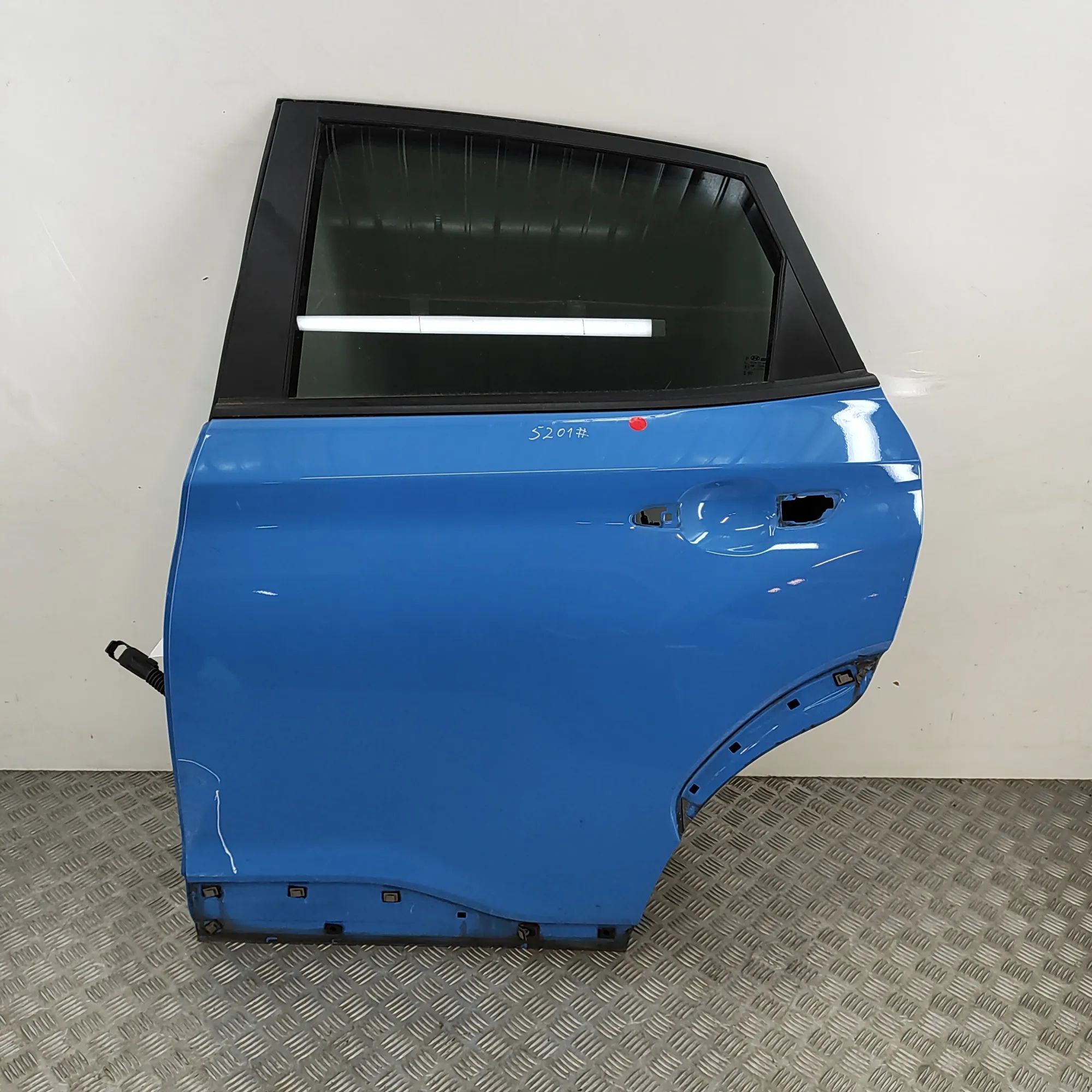 Hyundai Kona Door — rear left Door — rear left — HYUNDAI KONA (2017-...) — 77...