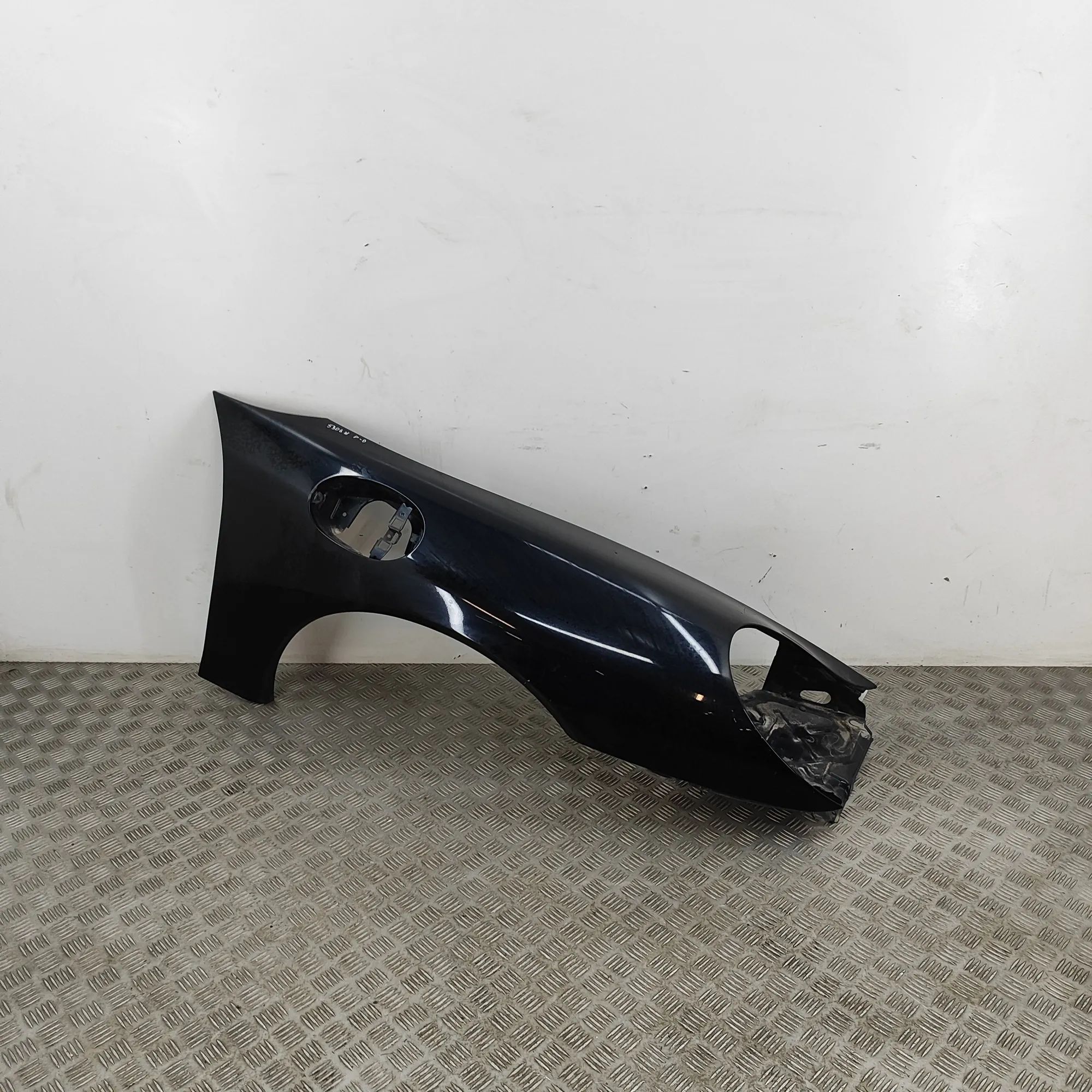 Porsche Boxster (986) Front Right Fender Front Right Fender — PORSCHE BOXSTER (986) (199...