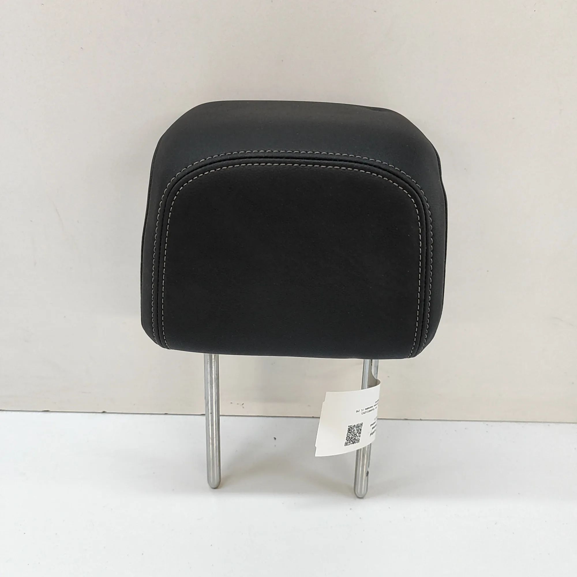 Volkswagen Touareg Headrest Headrest — VW TOUAREG (CR7) (2017-...) — 760885...