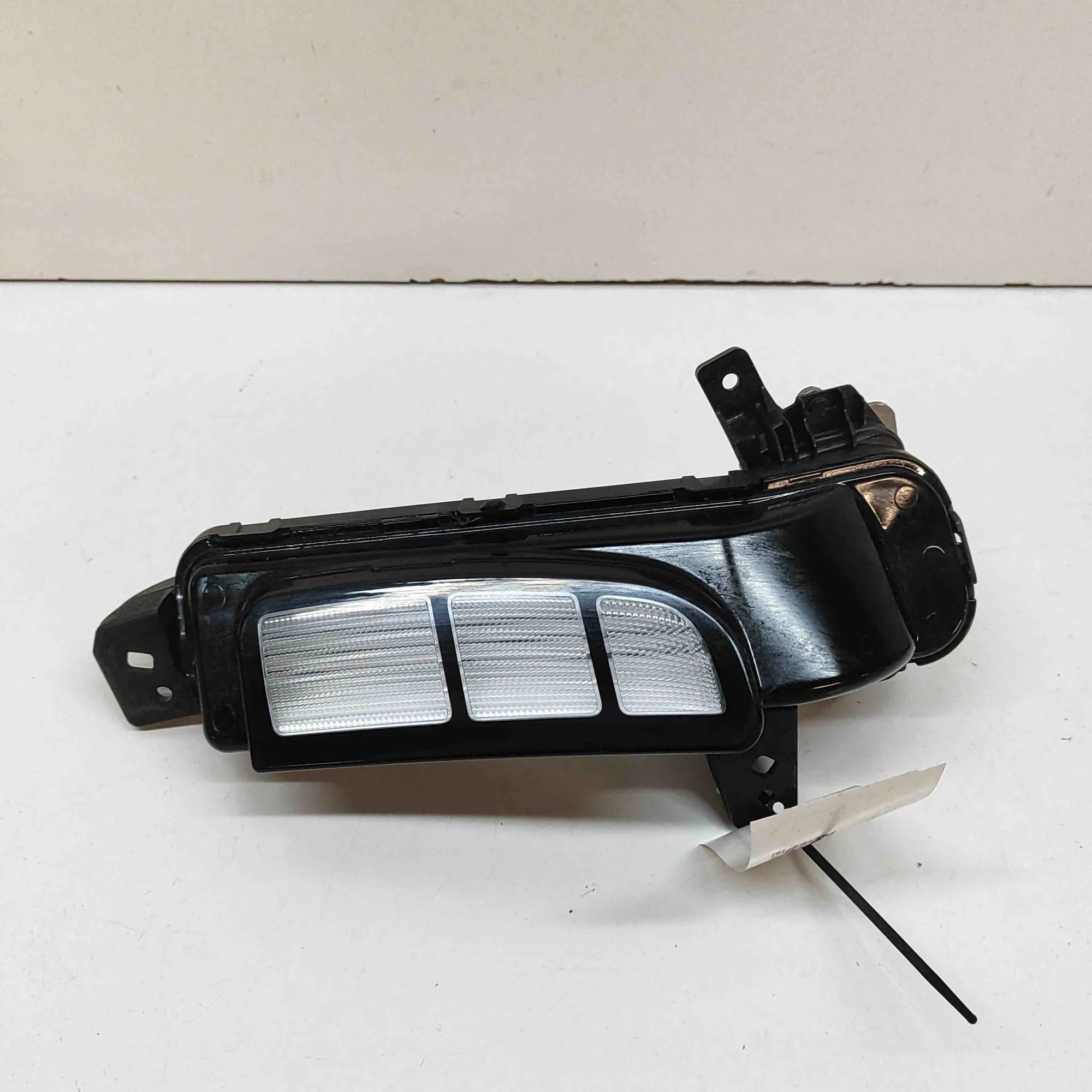 Volkswagen T-Roc Front Right Additional Light