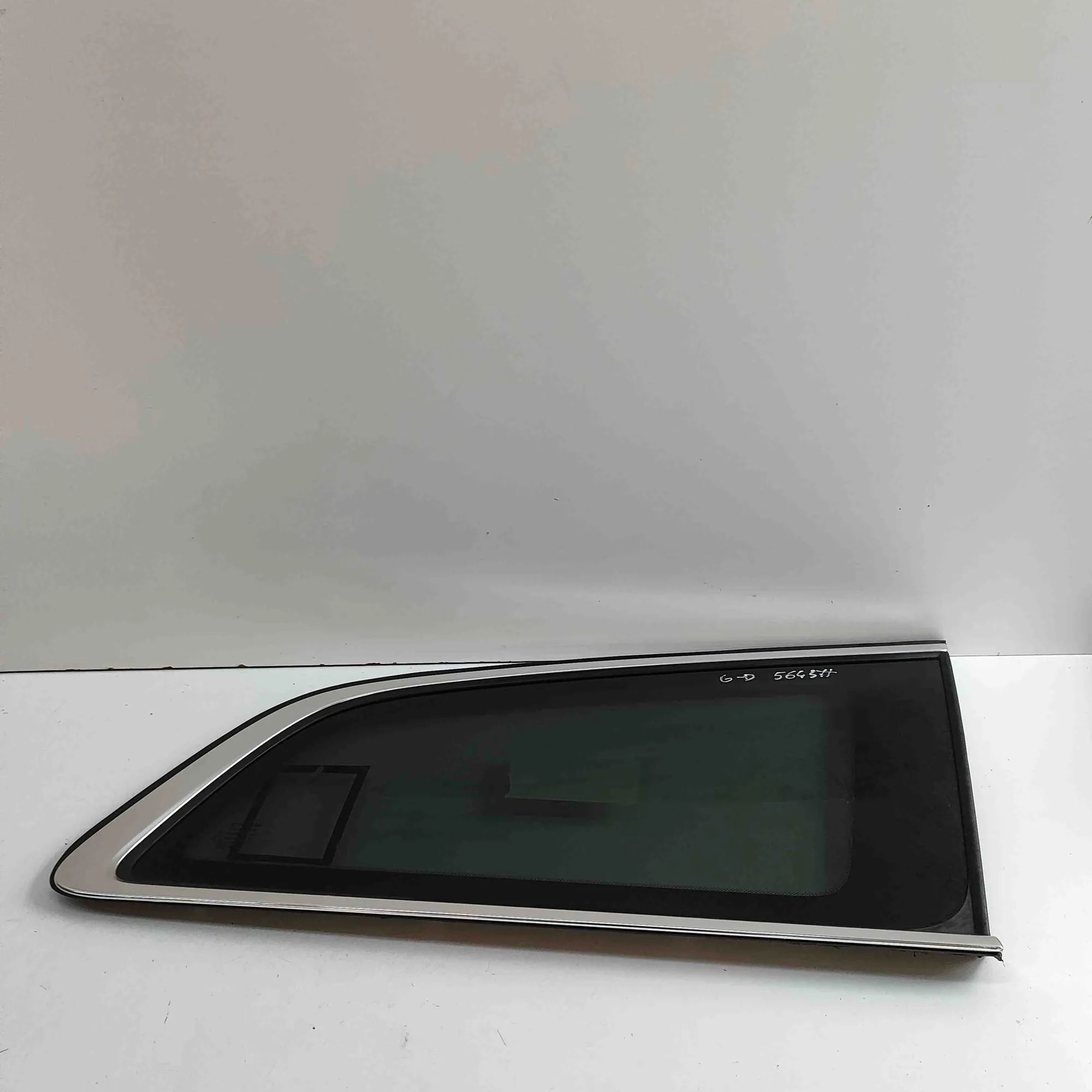 Volvo V60 Rear Right Quarter Window Rear Right Quarter Window — VOLVO V60 (II 225, ...