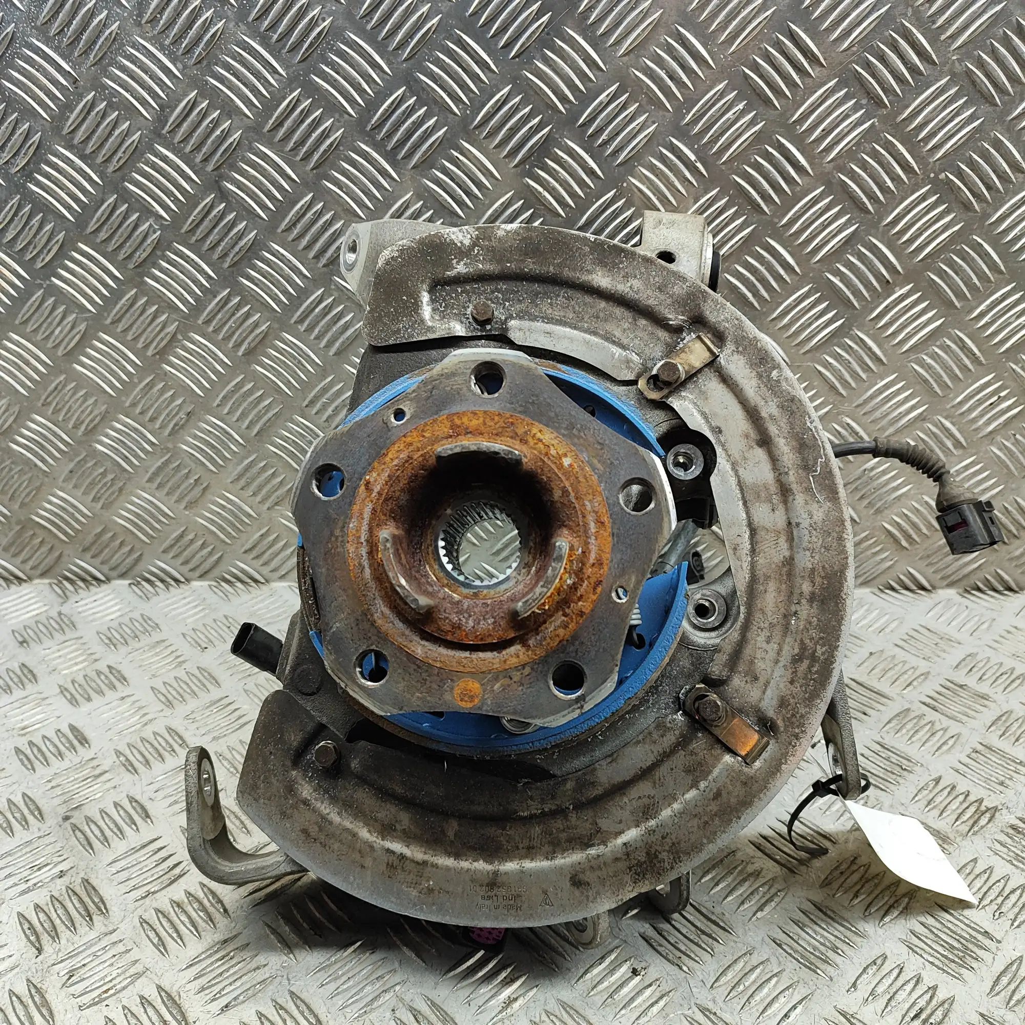 Porsche 911 (991) Rear Right Wheel Hub Rear Right Wheel Hub — PORSCHE 911 (Cabrio 991)...