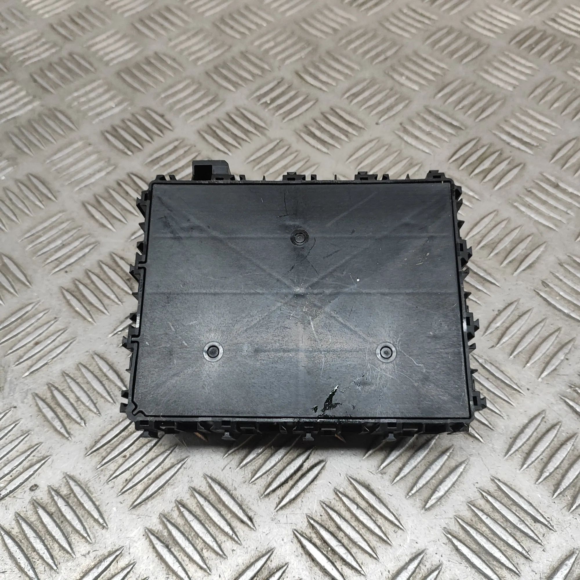 Land Rover Range Rover Sport (L461) Fuse Box Module Fuse Box Module — LAND ROVER RANGE ROVER SPORT ...