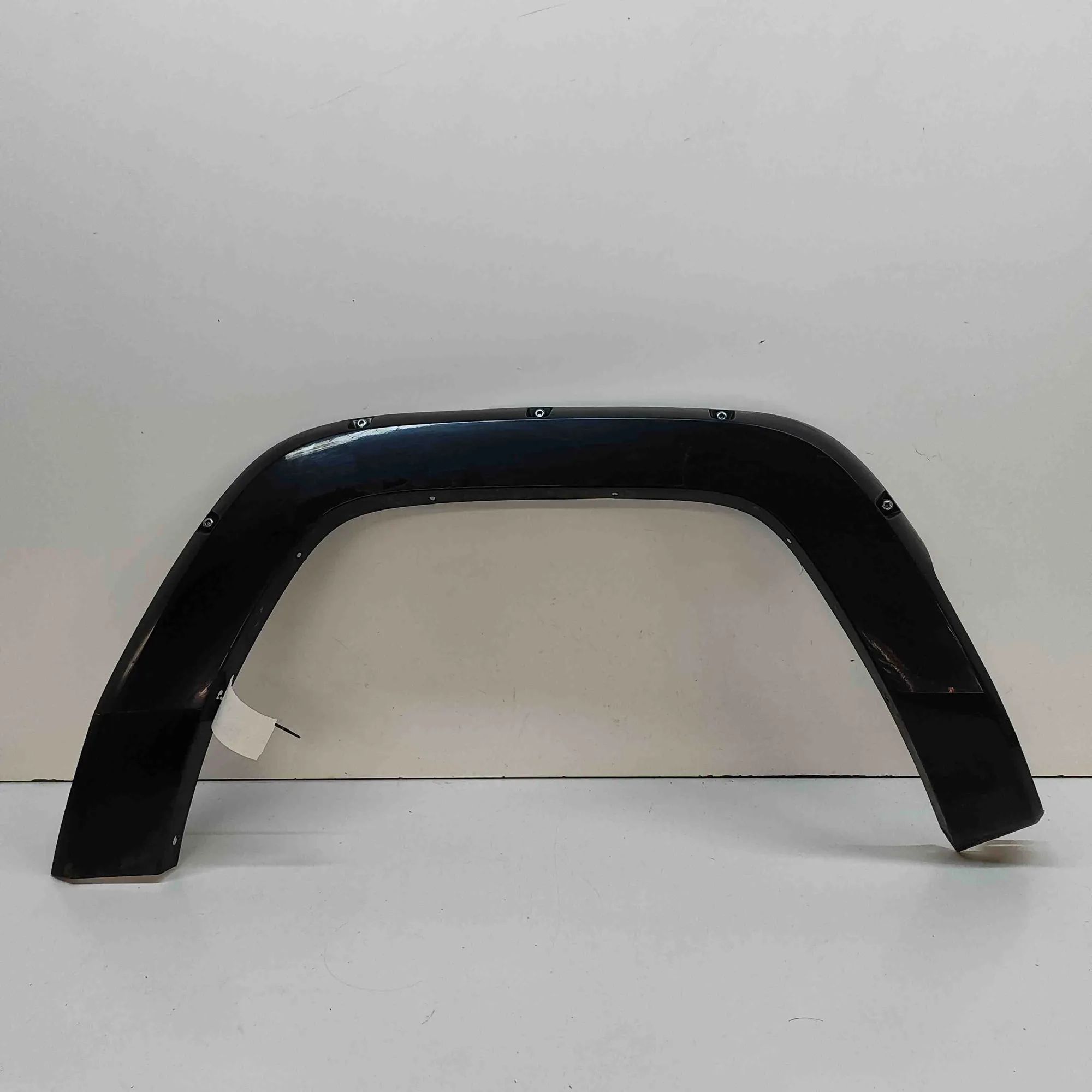 Jeep Commander Fender moulding — front left Fender moulding — front left — JEEP COMMANDER (...