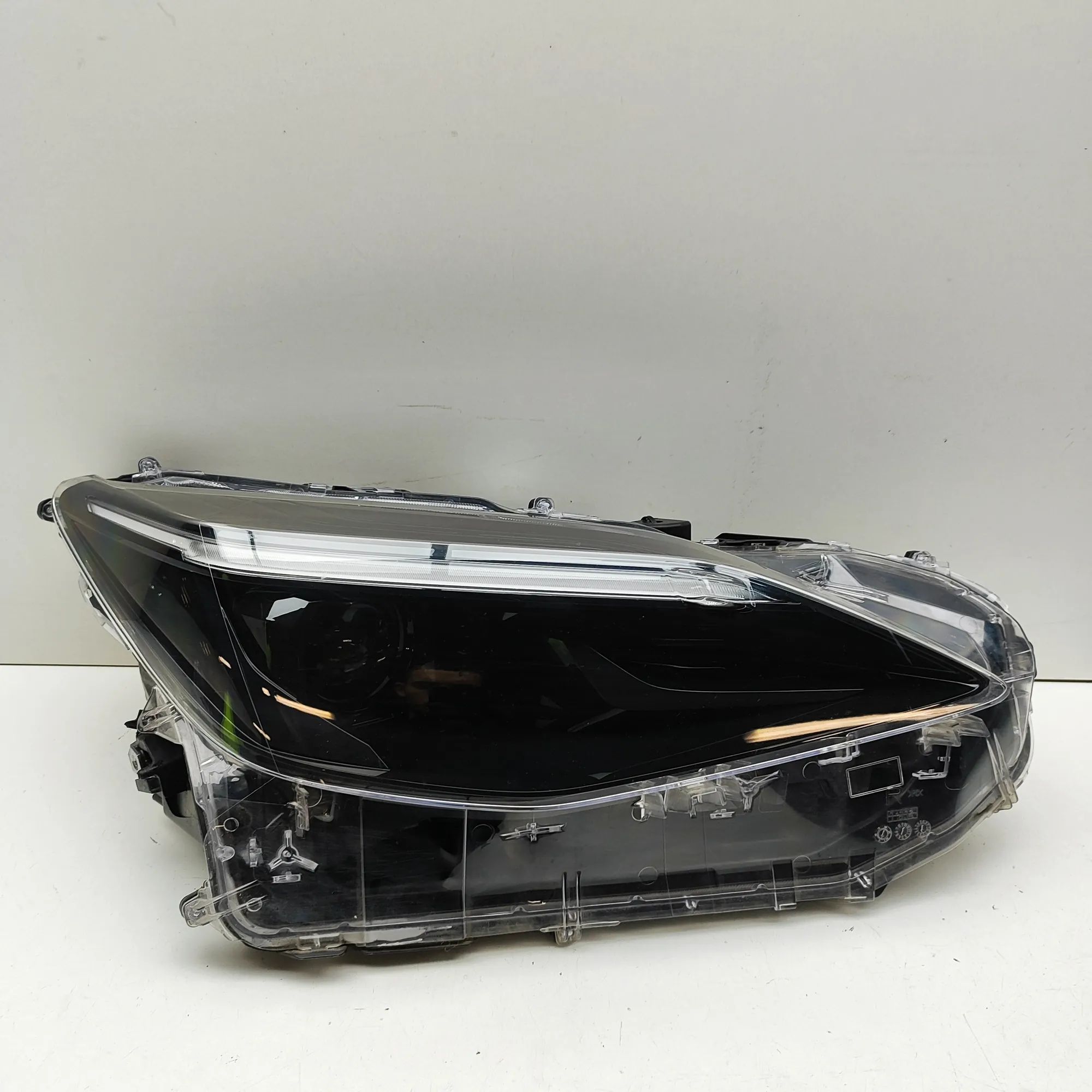 Toyota Yaris Front Right Headlight