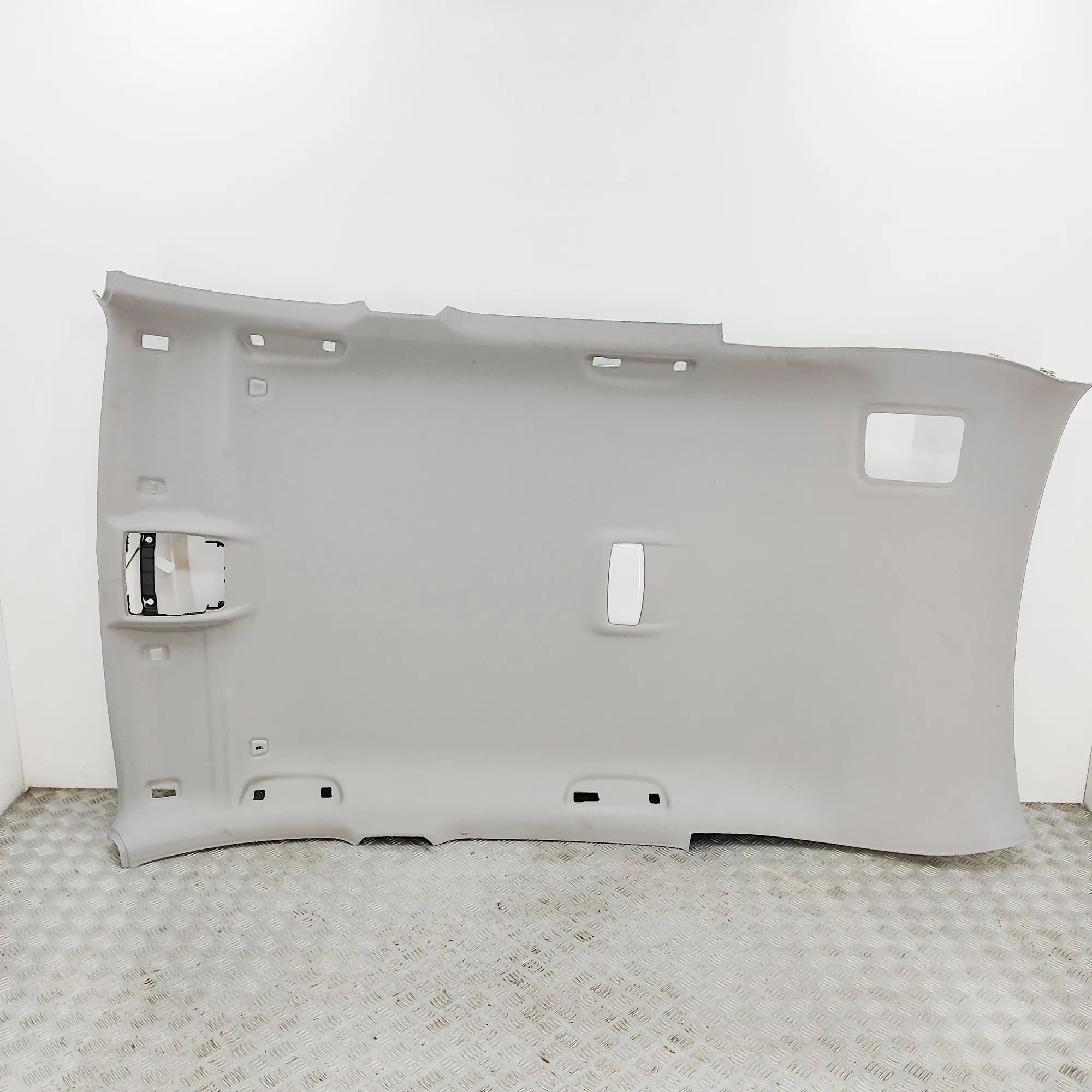 BMW X1 (F48) Roof Headliner