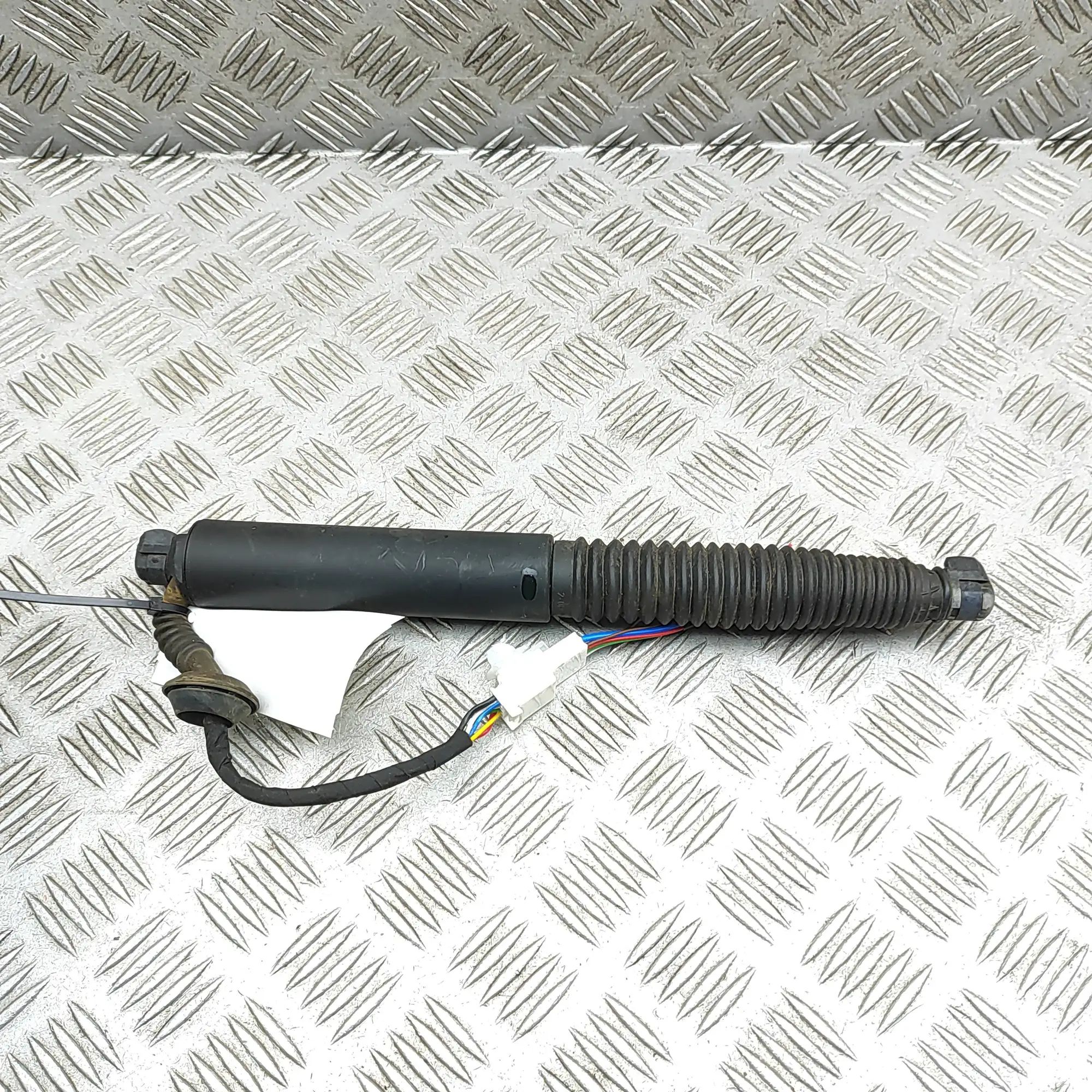 Tesla Model 3 Left Side Tailgate Gas Strut