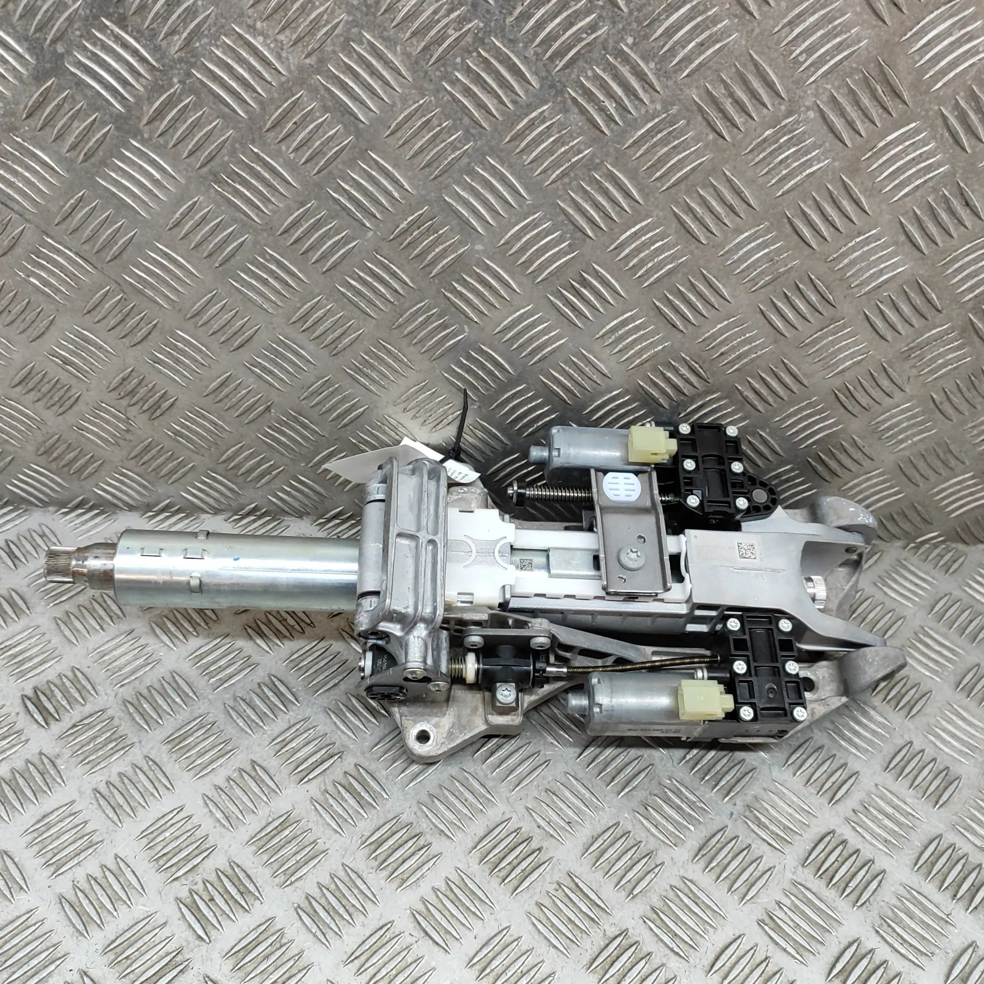 Mercedes-Benz EQE (V295 / X294) Steering Column Mechanism Steering Column Mechanism — MERCEDES BENZ EQE (...