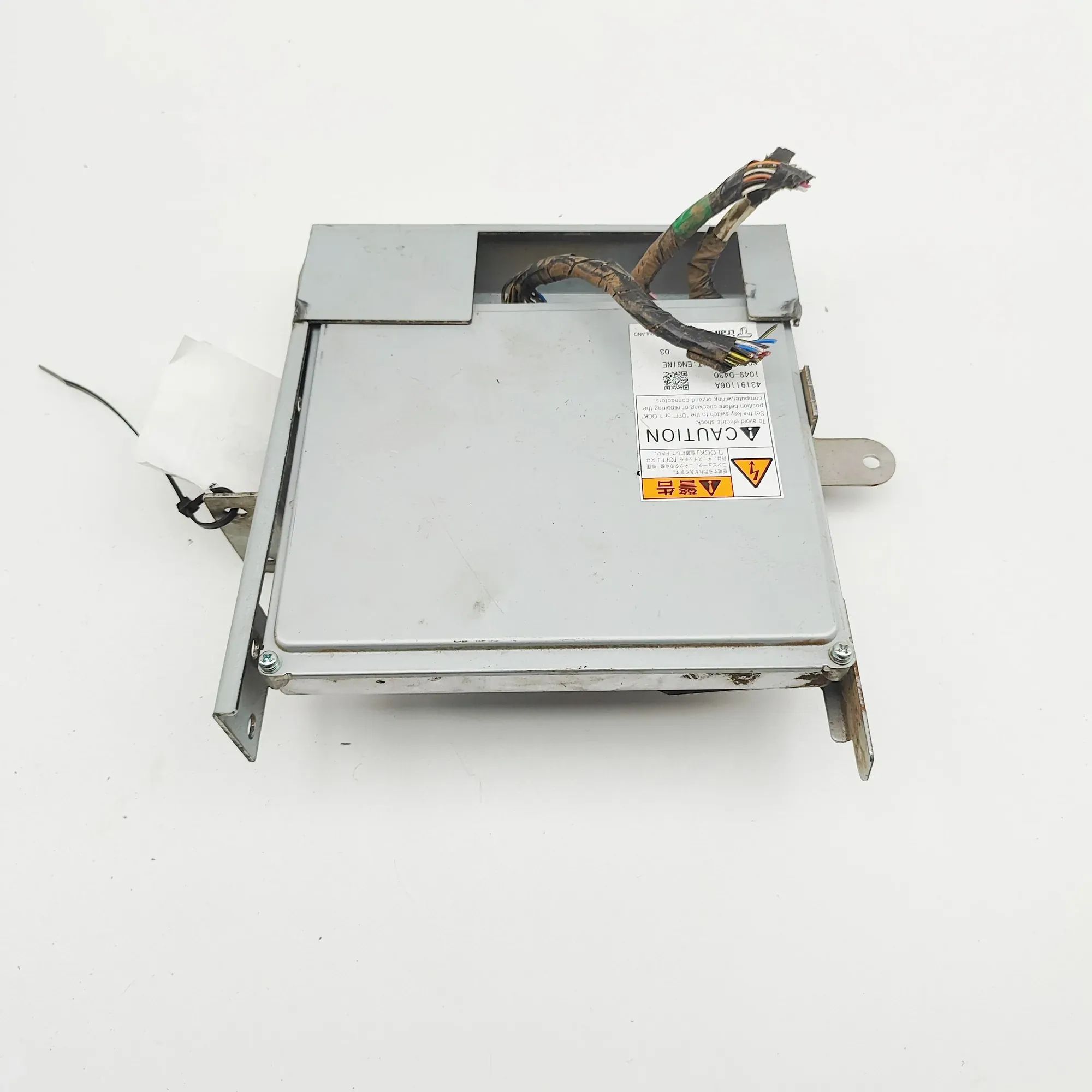 Isuzu D-Max Engine Control Unit Engine Control Unit — ISUZU D-MAX (II TFR, TFS)...