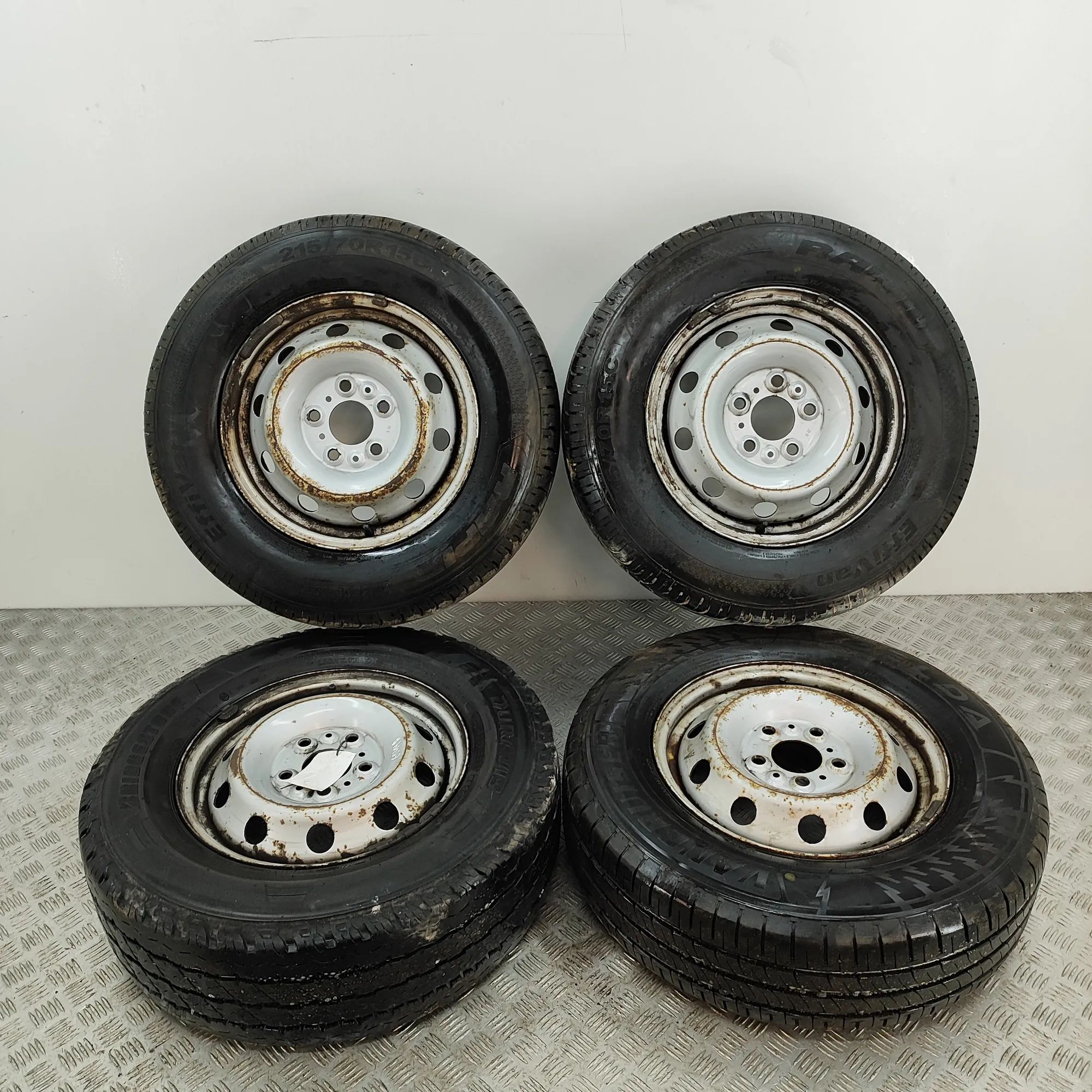 Peugeot Boxer Alloy Wheel Set Alloy wheel set — PEUGEOT BOXER (Platform/chass...