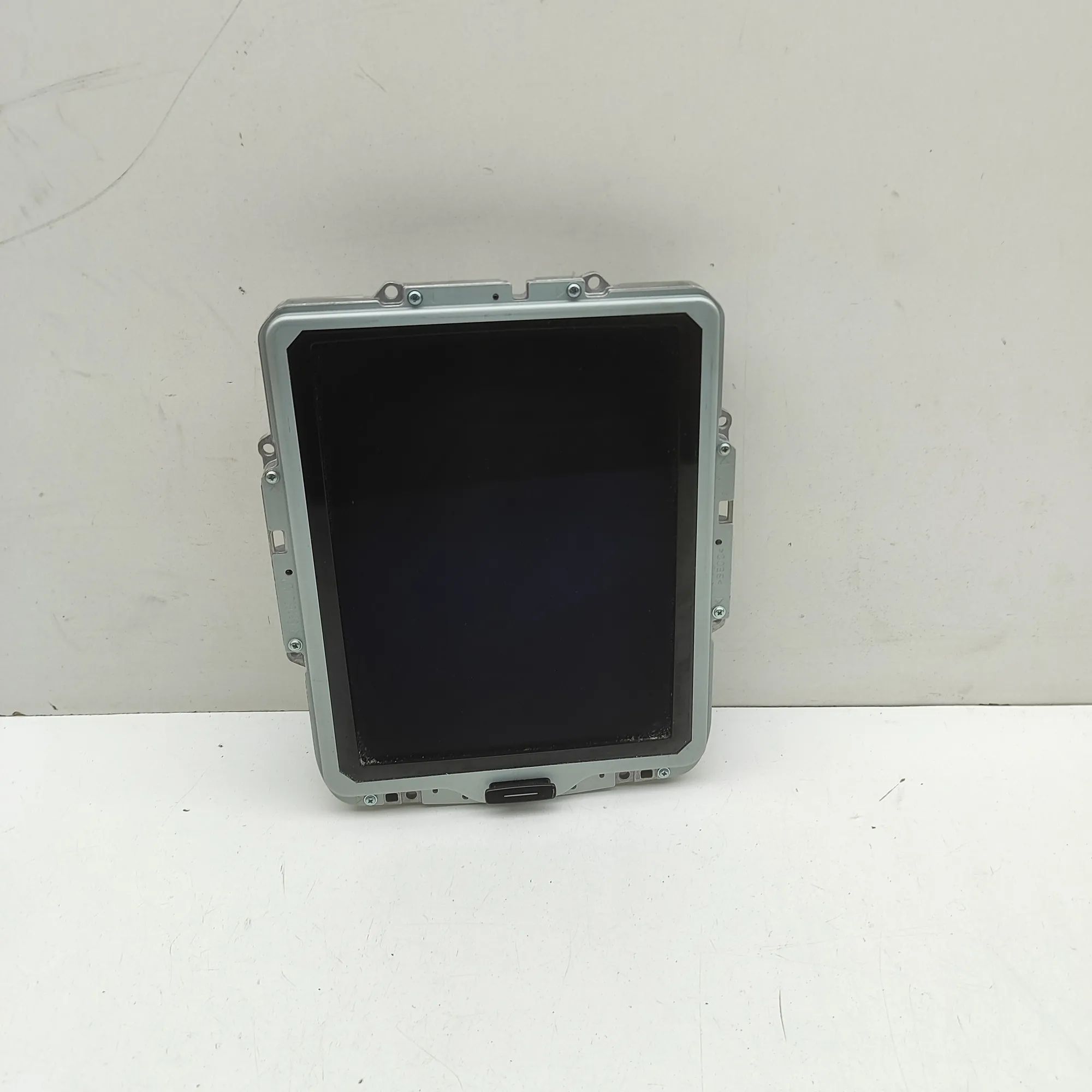 Volvo V60 Navigation display Navigation display — VOLVO V60 (II 225, 227) (2...