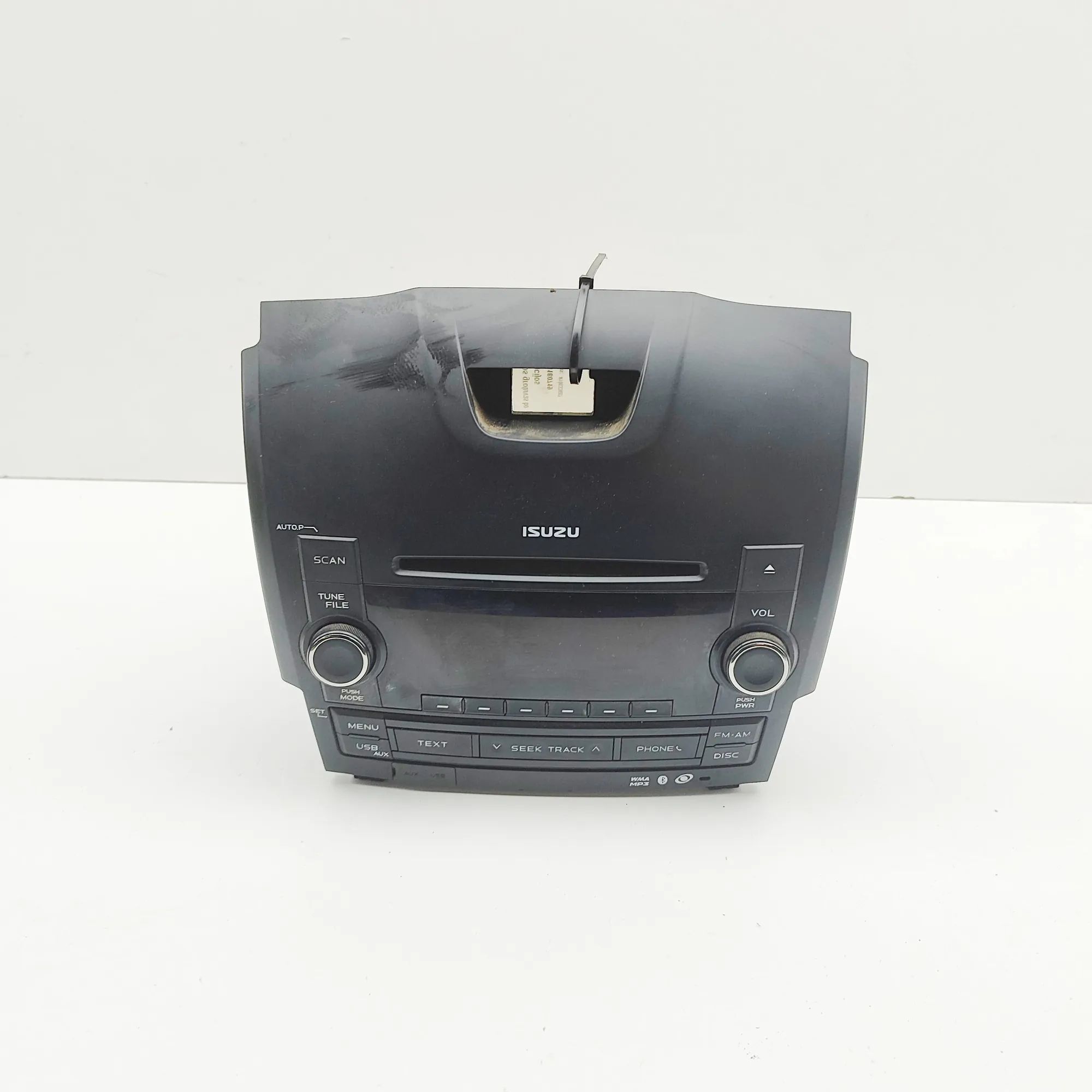 Isuzu D-Max Radio/CD head unit Radio/CD head unit — ISUZU D-MAX (II TFR, TFS) ...