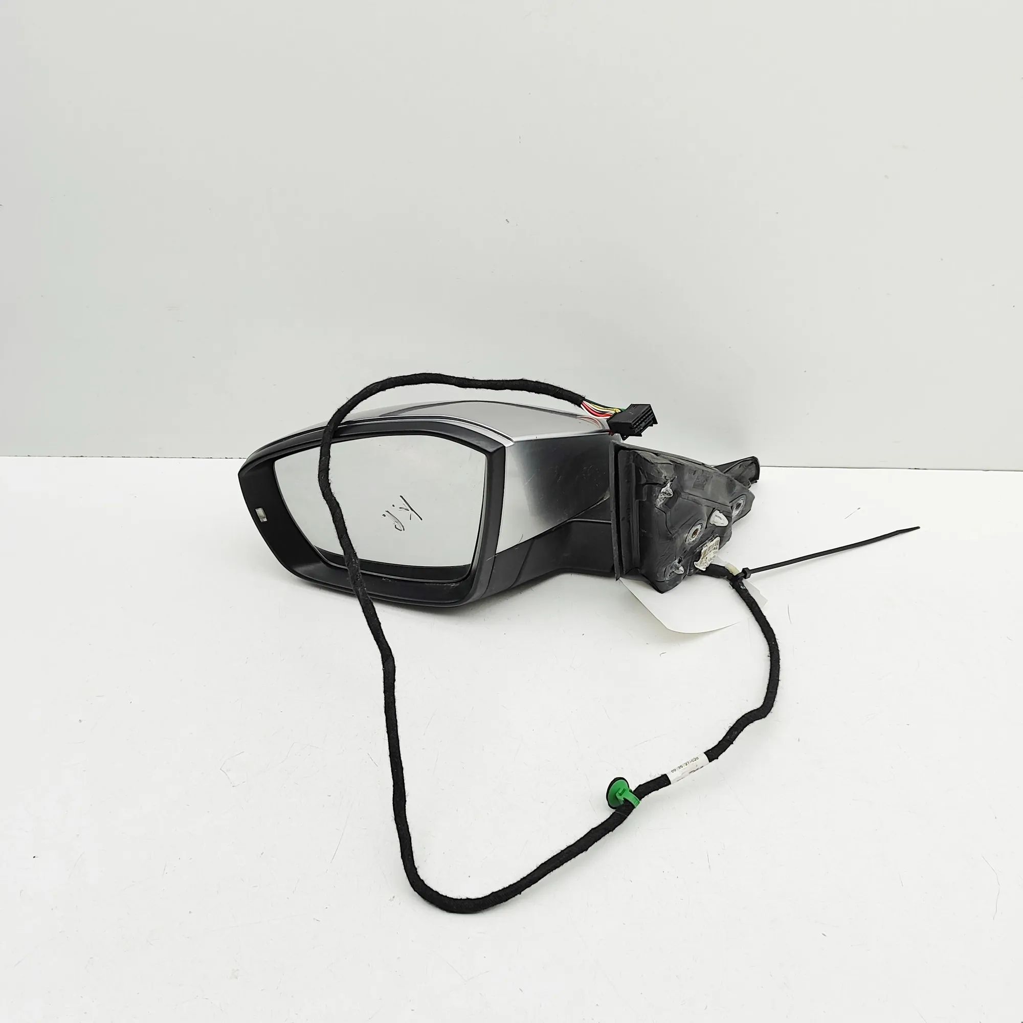 Volkswagen T-Roc Left Side Wing Mirror Left Side Wing Mirror — VW T-ROC (A11) (2017-.....