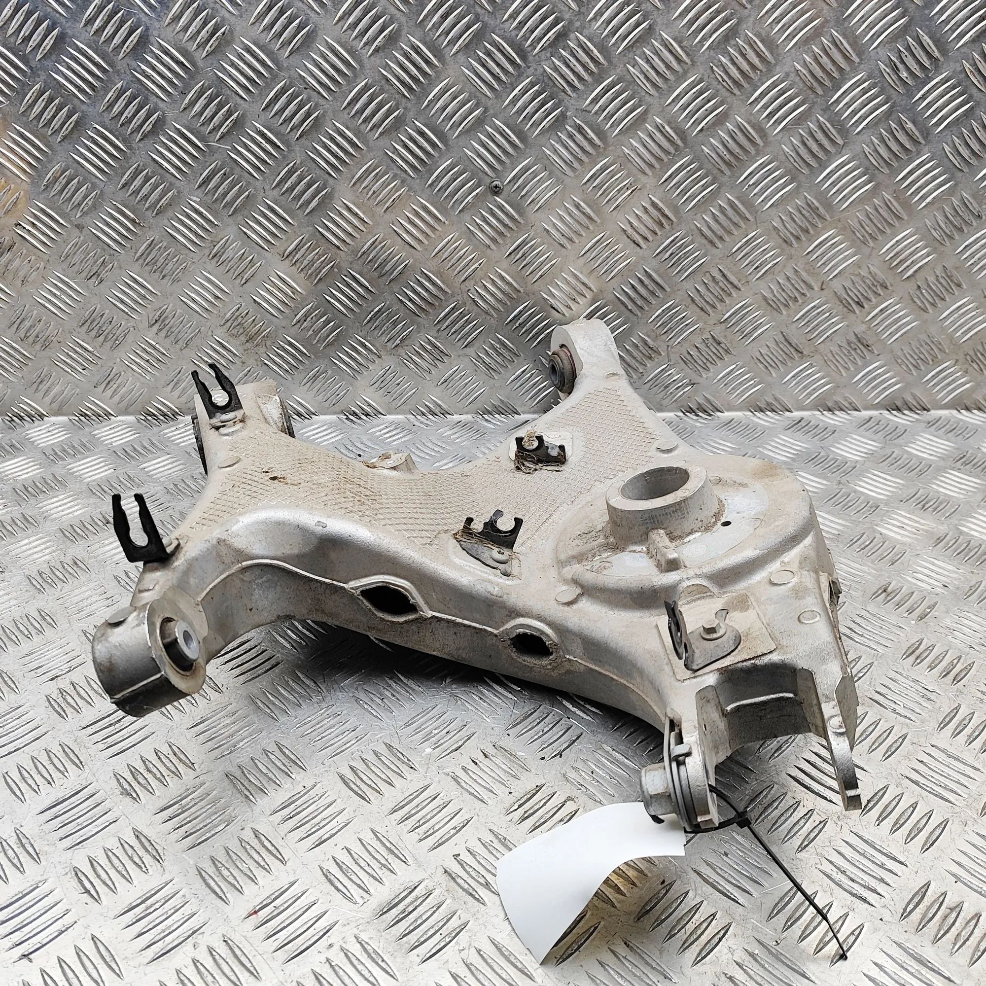 Land Rover Range Rover Evoque Rear Left Lower Control Arm Rear Left Lower Control Arm — LAND ROVER RANGE ...
