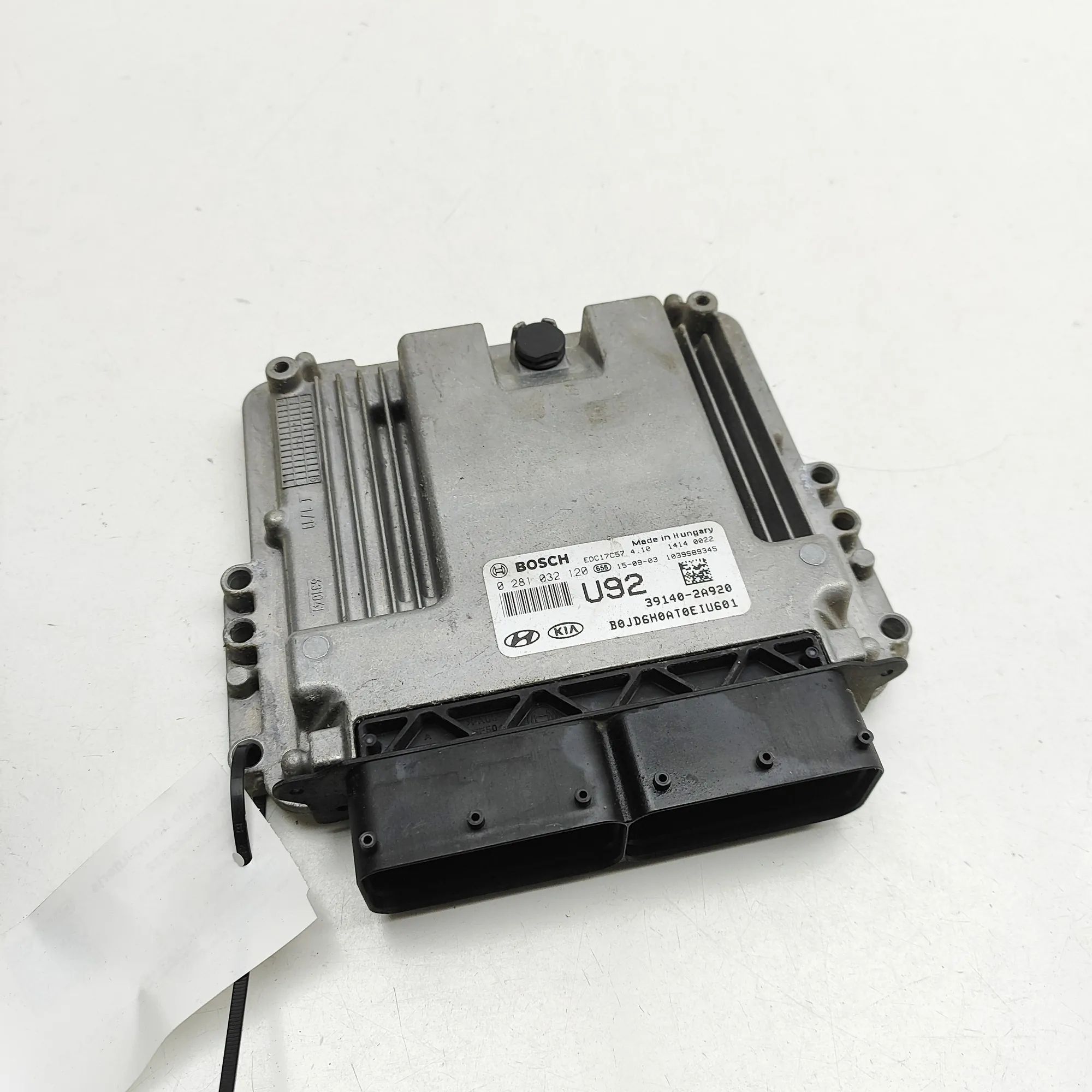Kia ceed (JD) Engine Control Unit Engine Control Unit — KIA CEE\'D (JD) (2012-201...