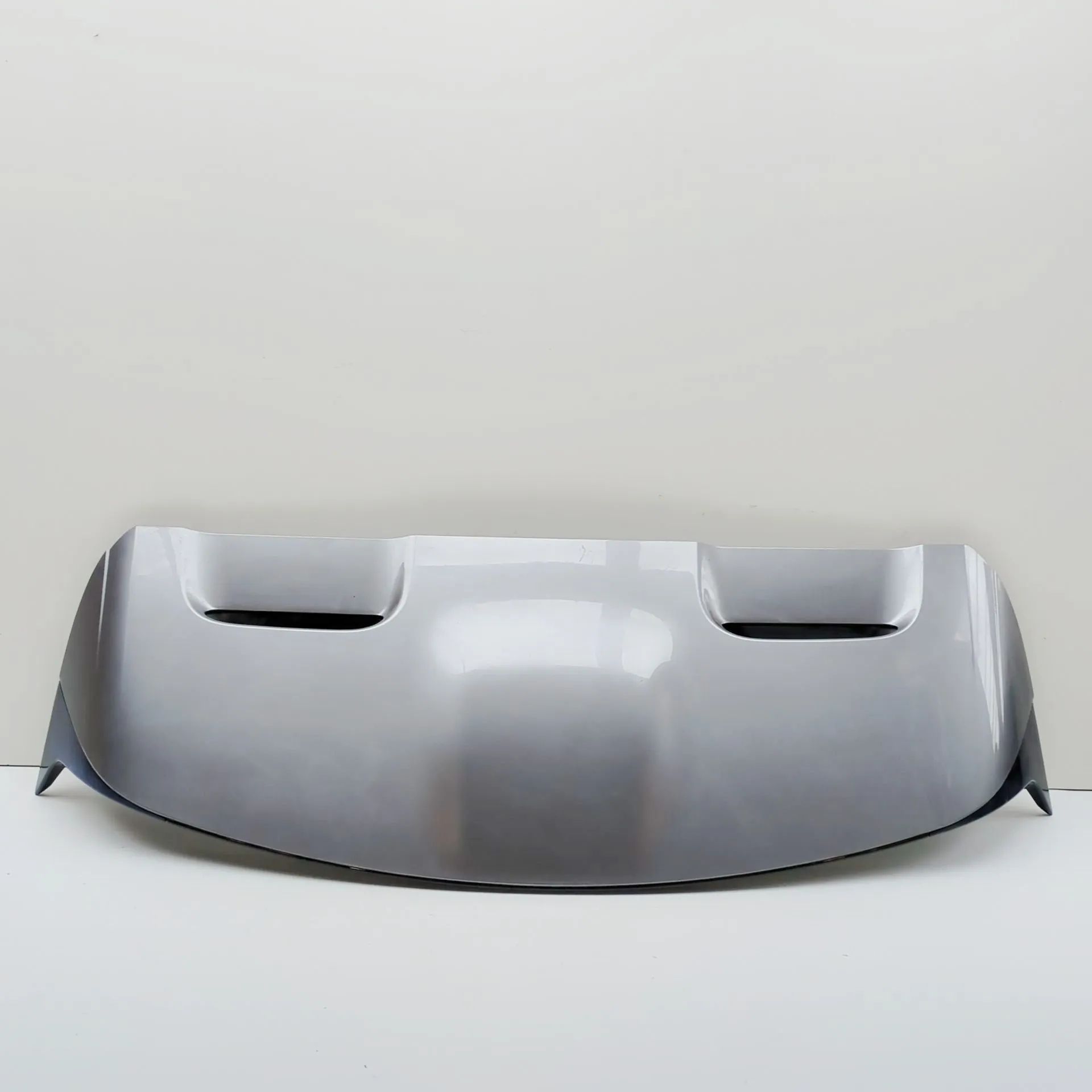 Land Rover Range Rover Velar Tailgate Bootlid Spoiler Tailgate Bootlid Spoiler — LAND ROVER RANGE ROV...