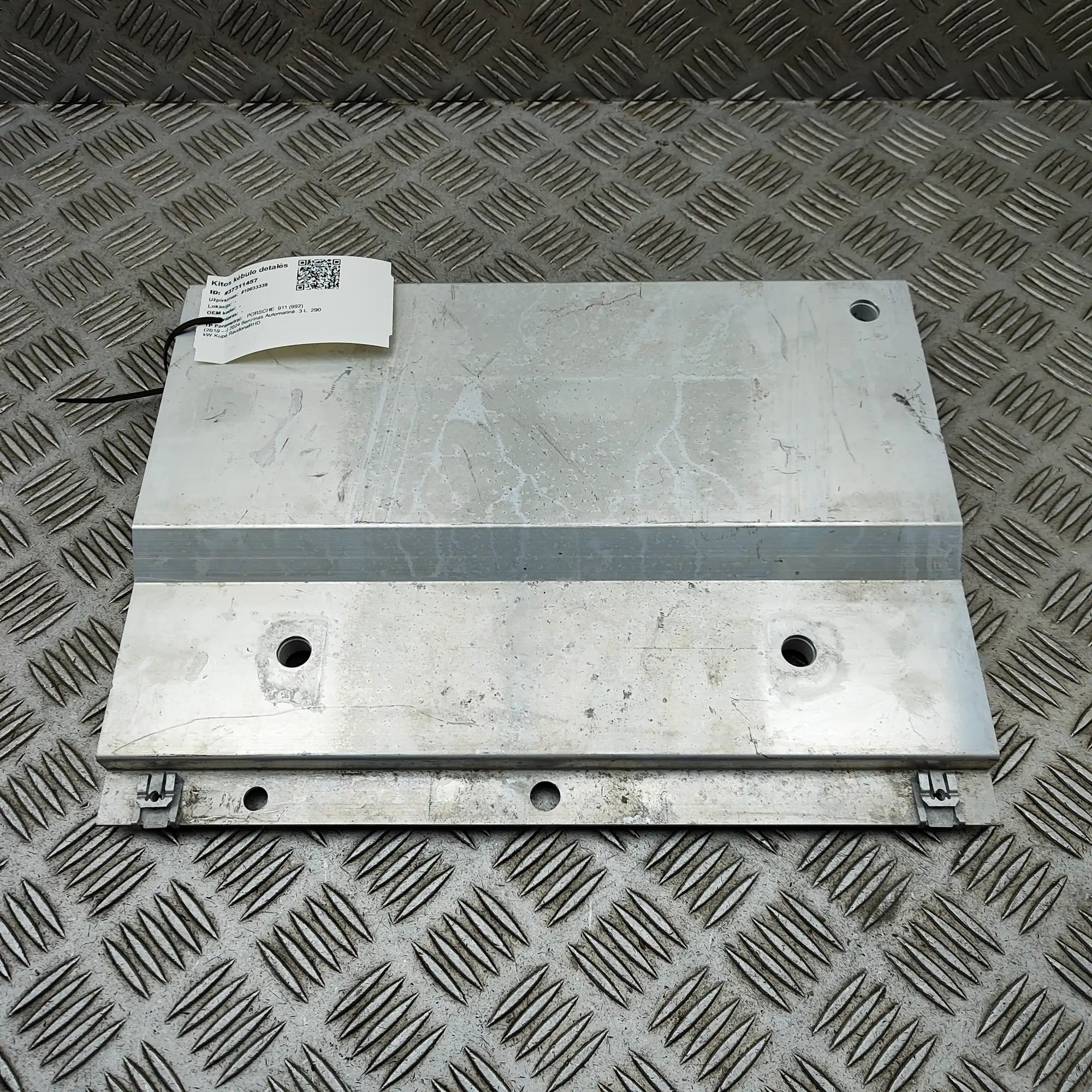 Porsche 911 (992) Other Body Parts Other Body Parts — PORSCHE 911 (992) (2019-...)...