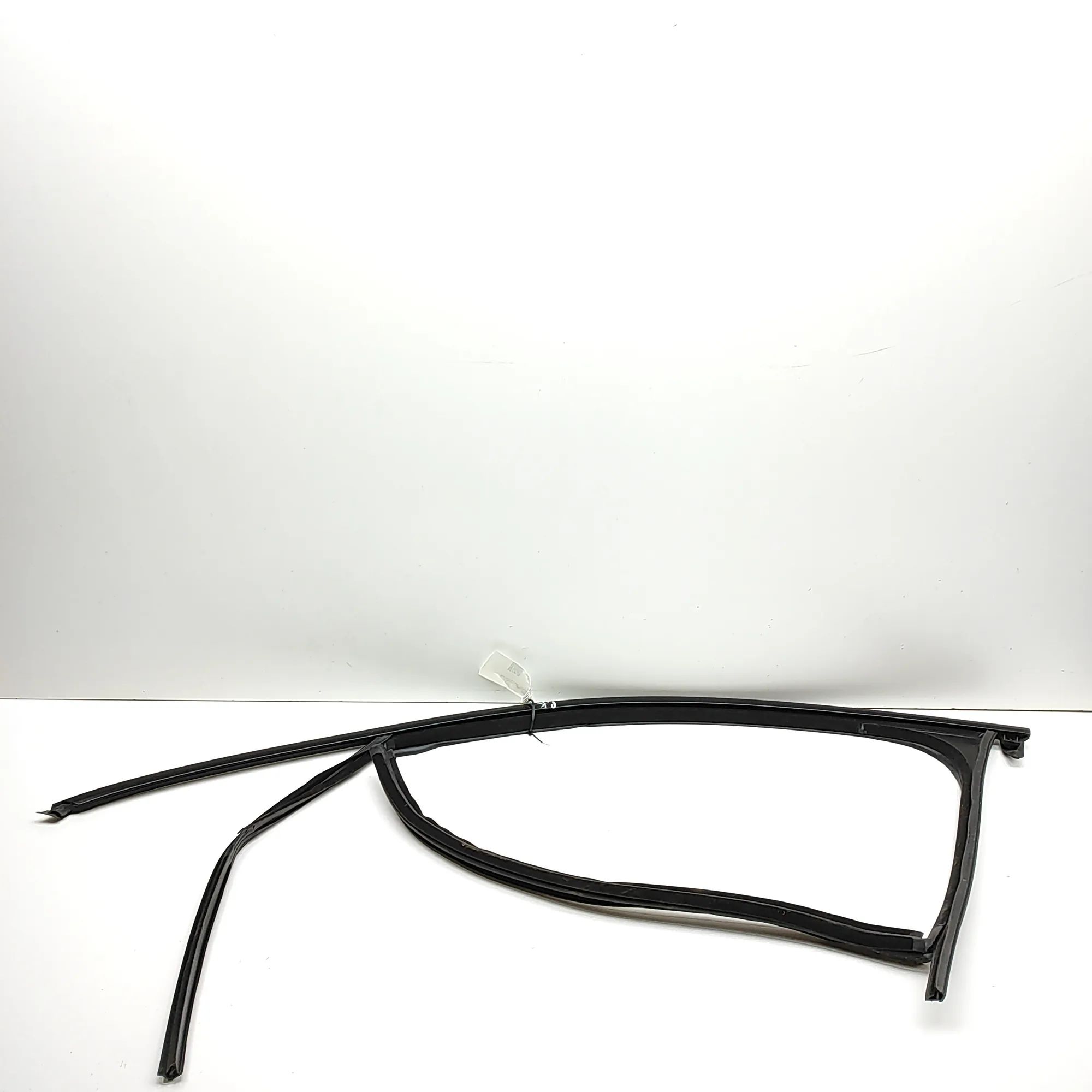 Porsche Cayenne Upper door trim strip — front left Upper door trim strip — front left — PORSCHE CA...