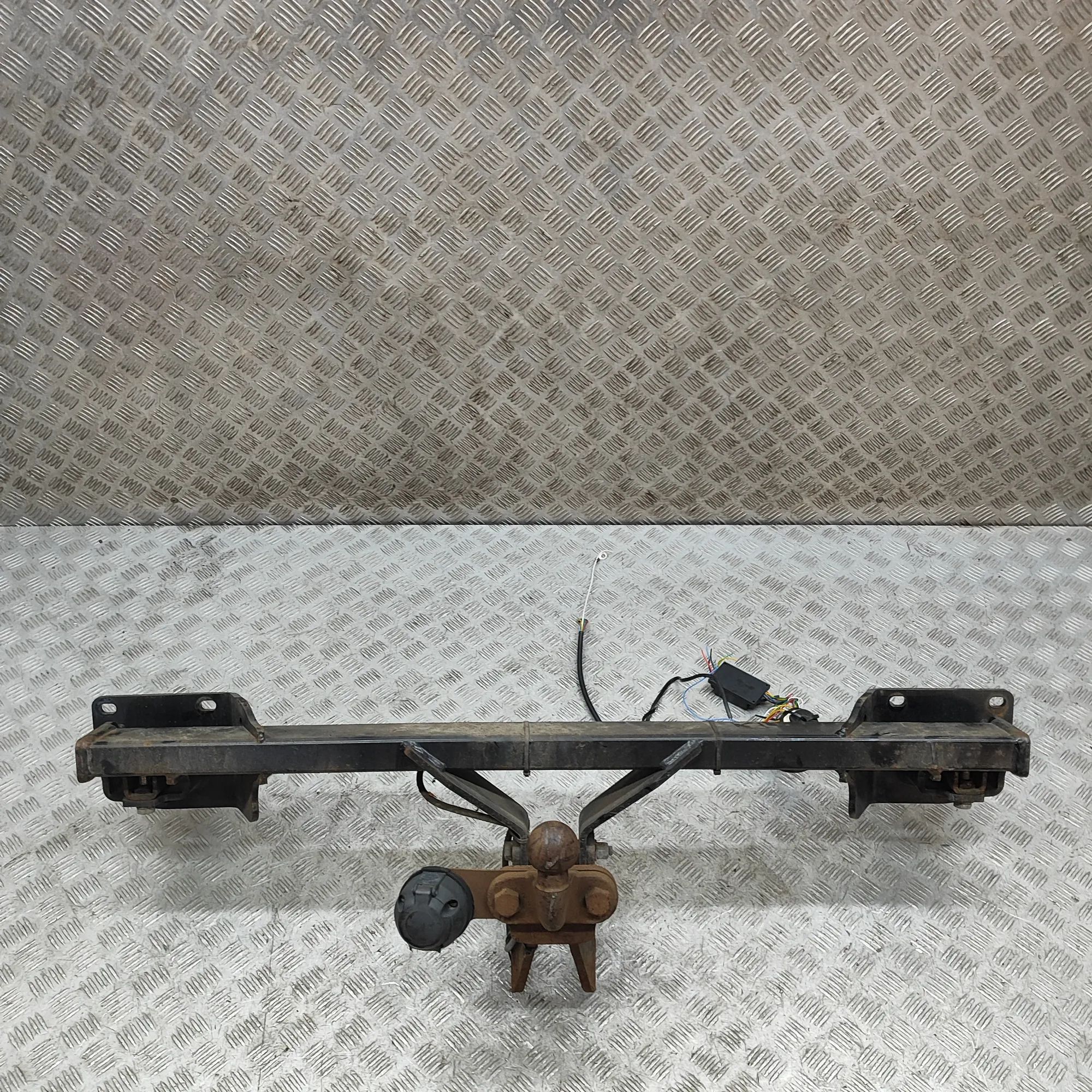 Alfa-Romeo Giulietta (940) Towbar Kit Towbar Kit — ALFA ROMEO GIULIETTA (940_) (2010-...