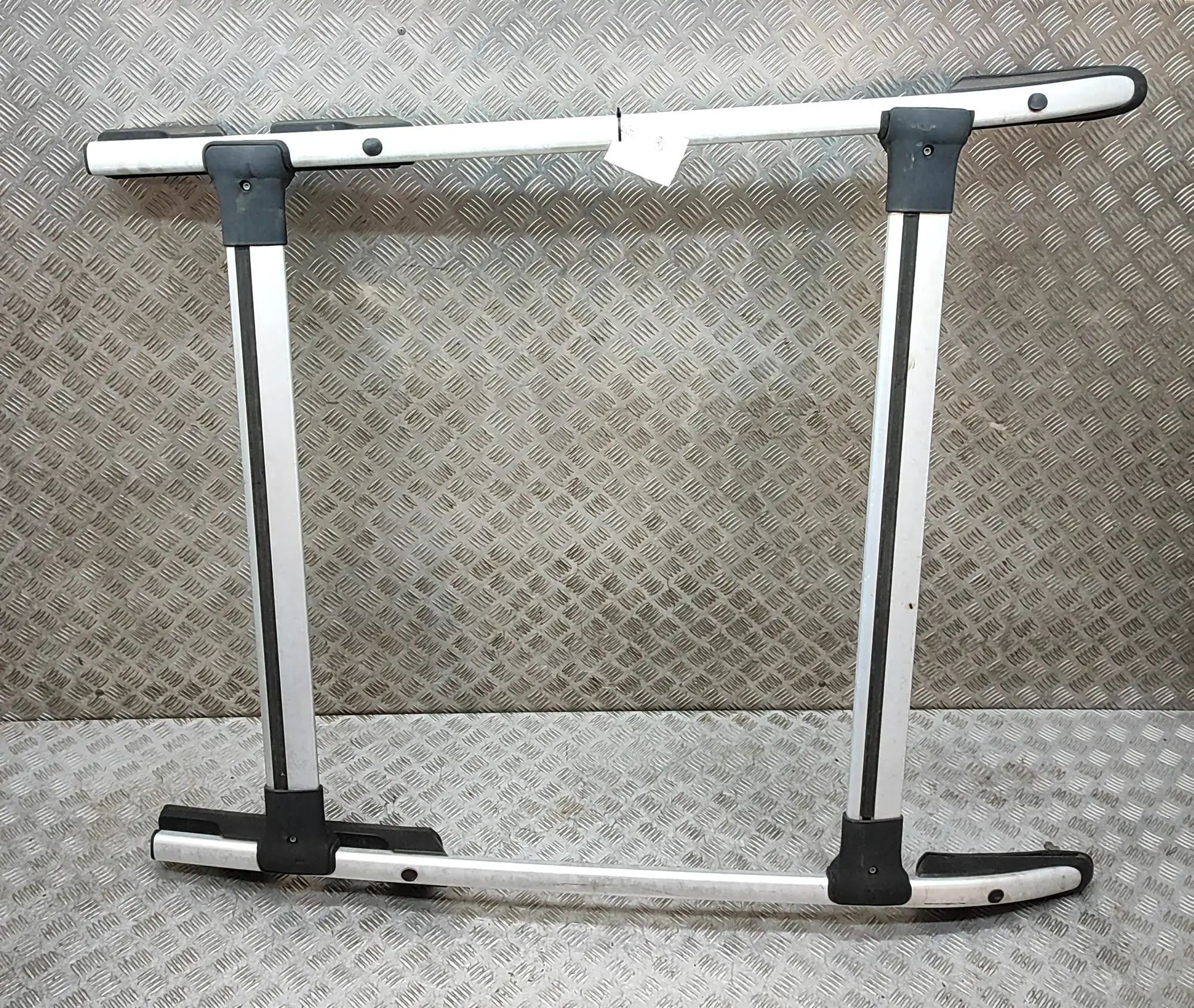 Mitsubishi L200 Roof Rails Kit Roof Rails Kit — MITSUBISHI L (200 / TRITON KJ_...