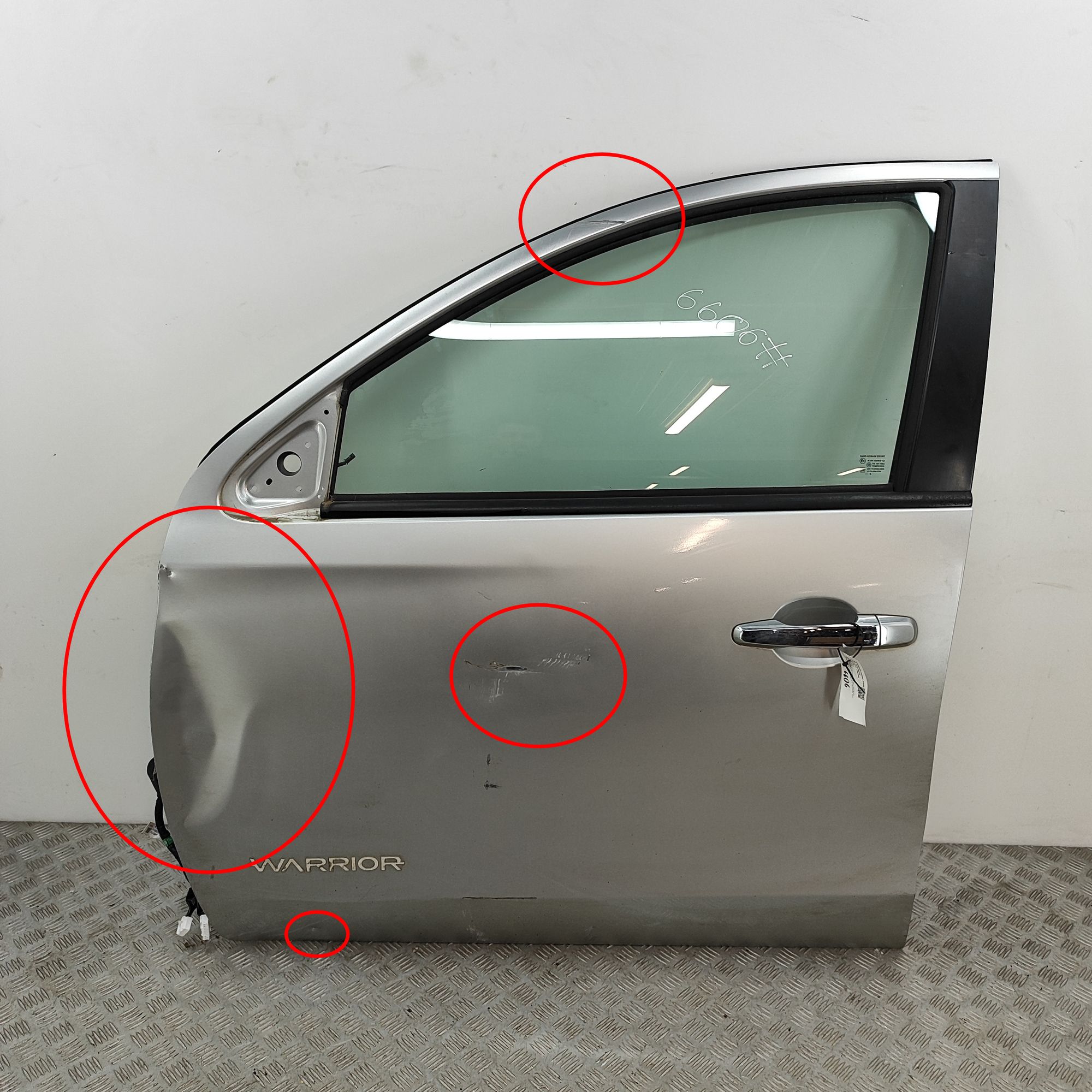Mitsubishi L200 Door — front left Door — front left — MITSUBISHI L (200 / TRITON ...