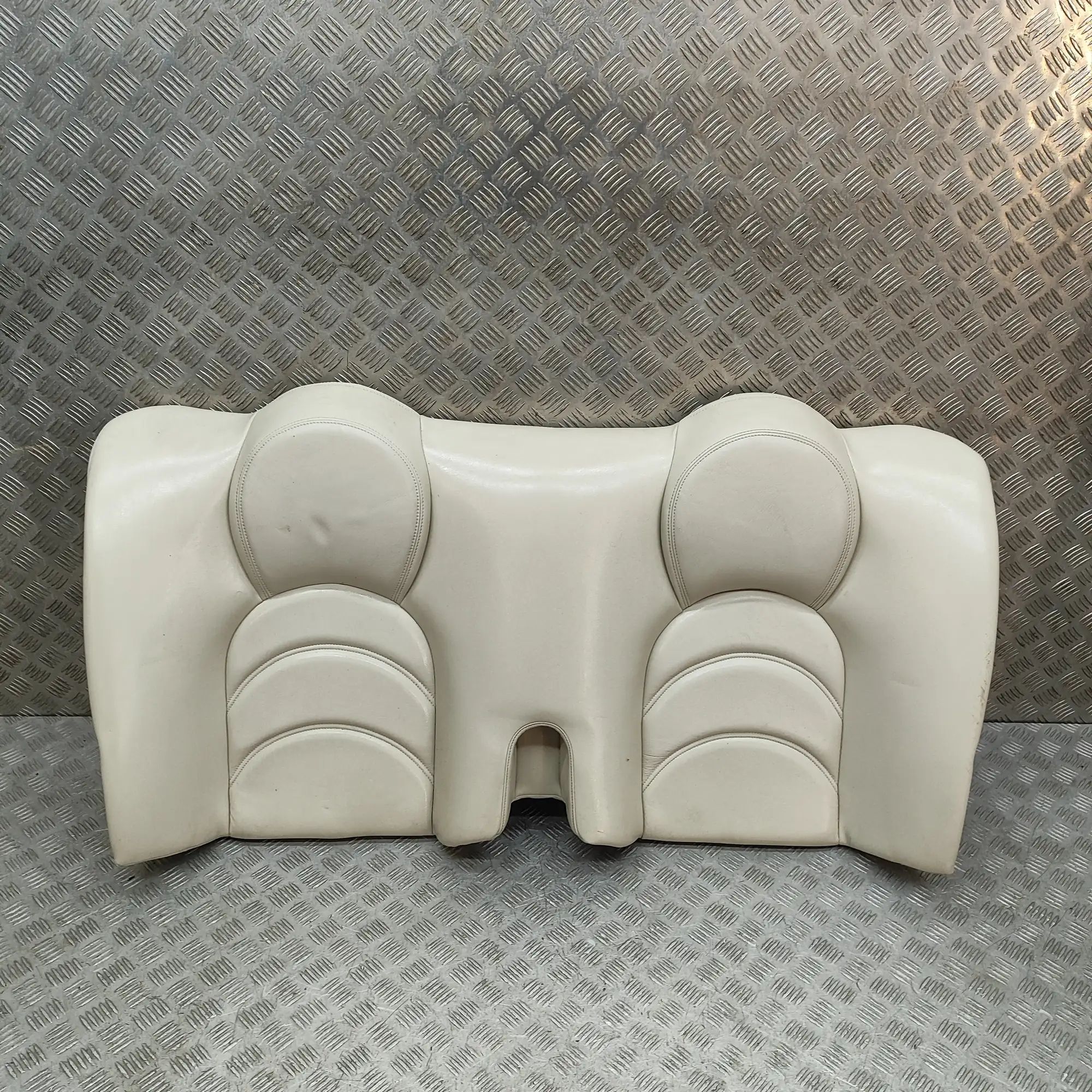 Jaguar XK Takapenkki Rear seat — JAGUAR XK (8 Coupe X100) (1996-2005...