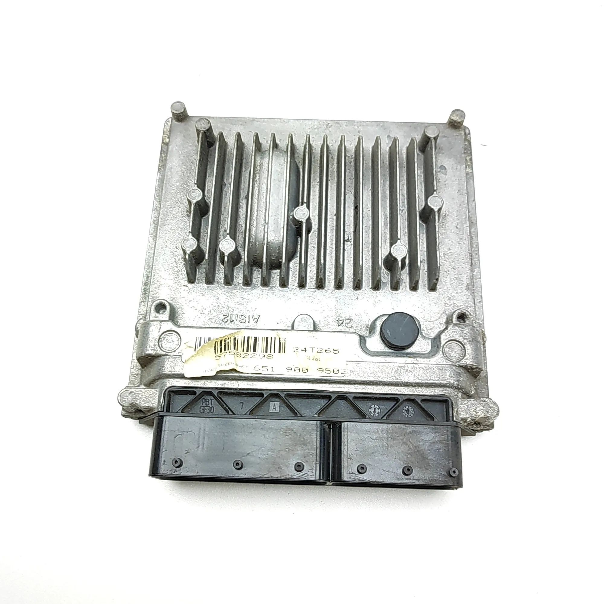 Mercedes-Benz CLA (C117) Engine Control Unit Engine Control Unit — MERCEDES BENZ CLA (Coupe ...