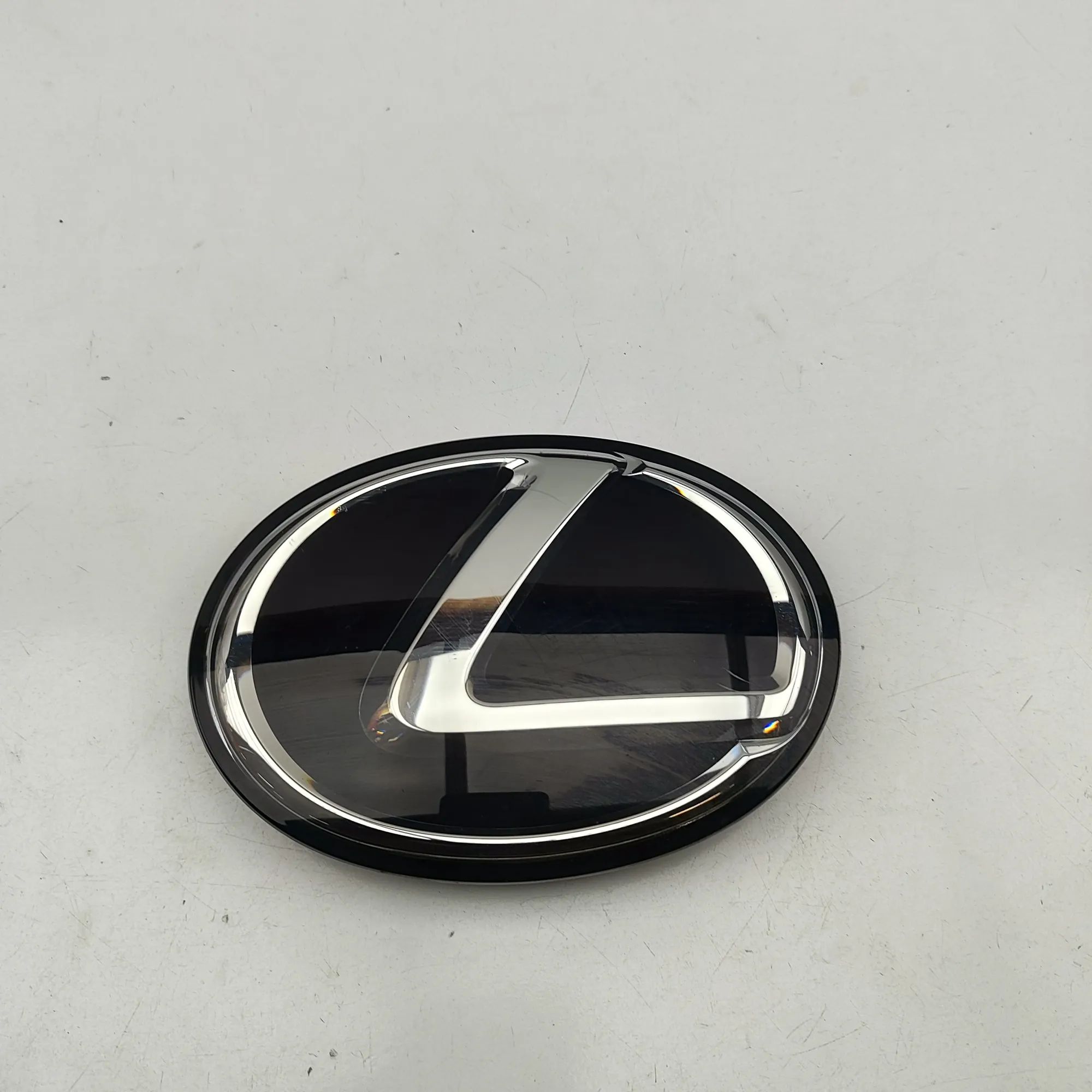 Lexus NX Manufacturer emblem Manufacturer emblem — LEXUS NX (II _A2_, _H2_) ...