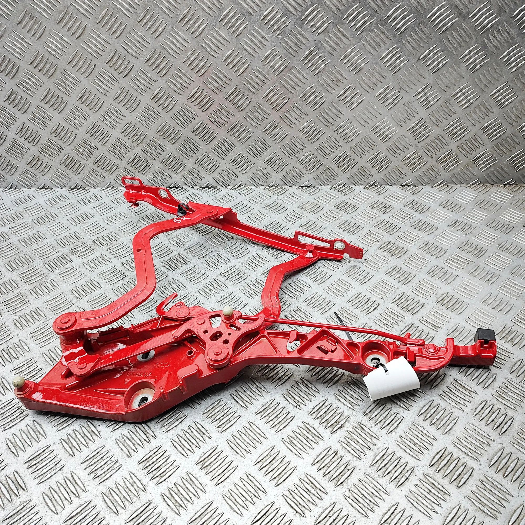 Porsche 911 (992) Left Side Bootlid Hinge Left Side Bootlid Hinge — PORSCHE 911 (992) (20...