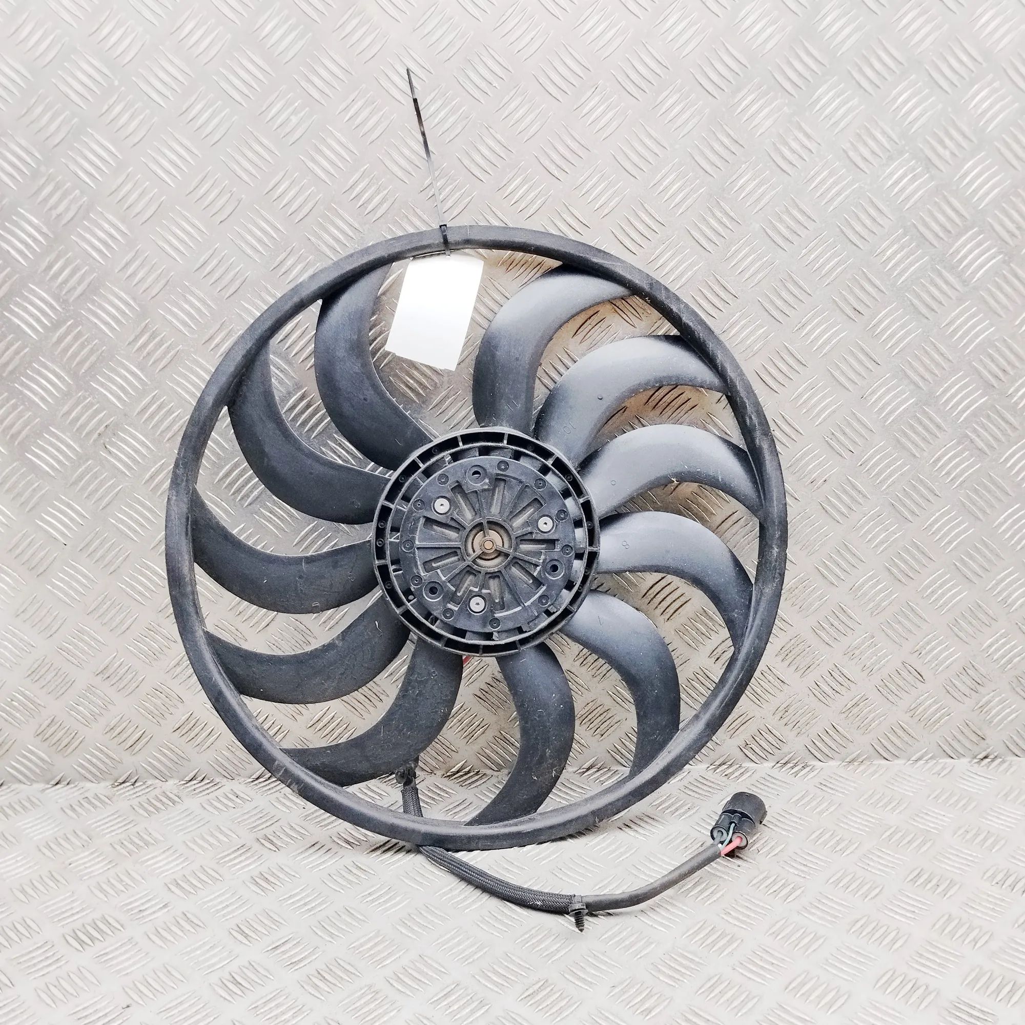 Land Rover Range Rover Evoque Engine Cooling Fan Engine Cooling Fan — LAND ROVER RANGE ROVER EVO...