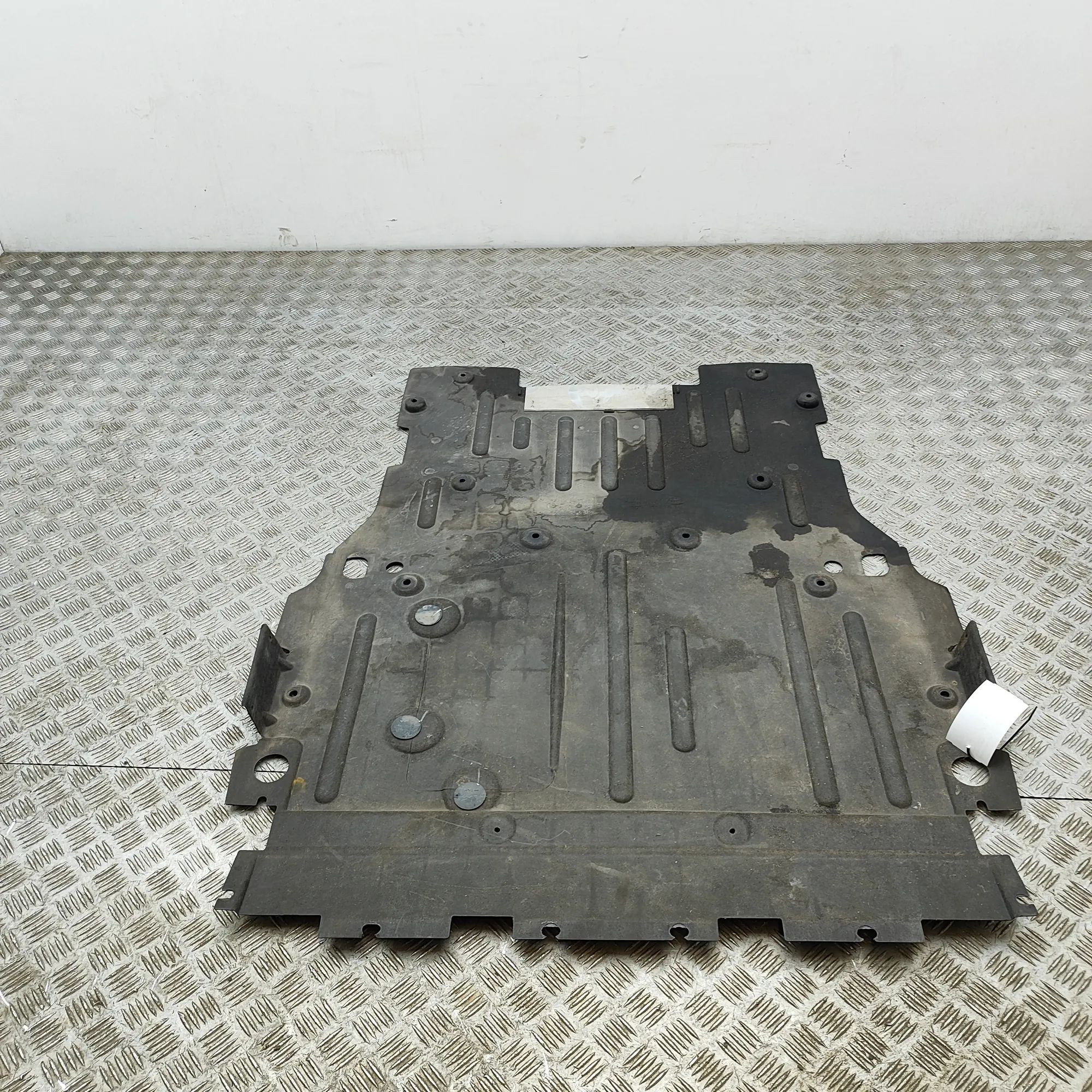 Land Rover Range Rover Evoque Engine cover Engine cover — LAND ROVER RANGE ROVER EVOQUE (L...