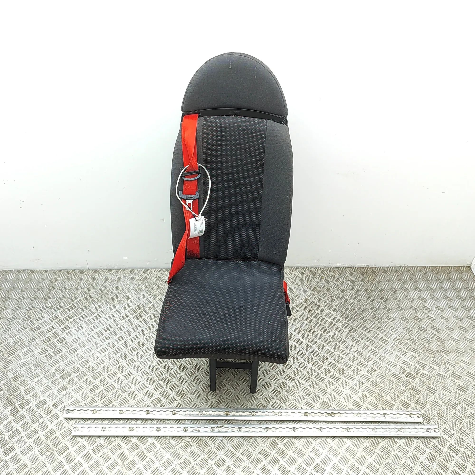 Peugeot Boxer Takapenkki Rear seat — PEUGEOT BOXER (Minibus / passenger)...