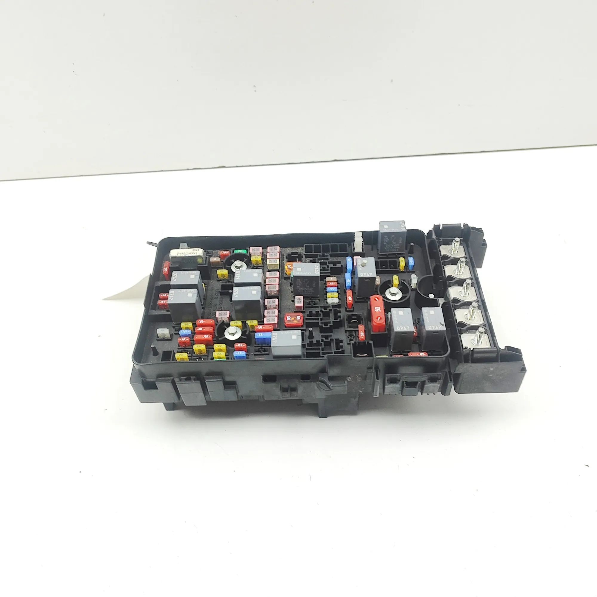 Jeep Cherokee (KL) Fuse Box Module Fuse Box Module — JEEP CHEROKEE (KL) (2013-PRES...