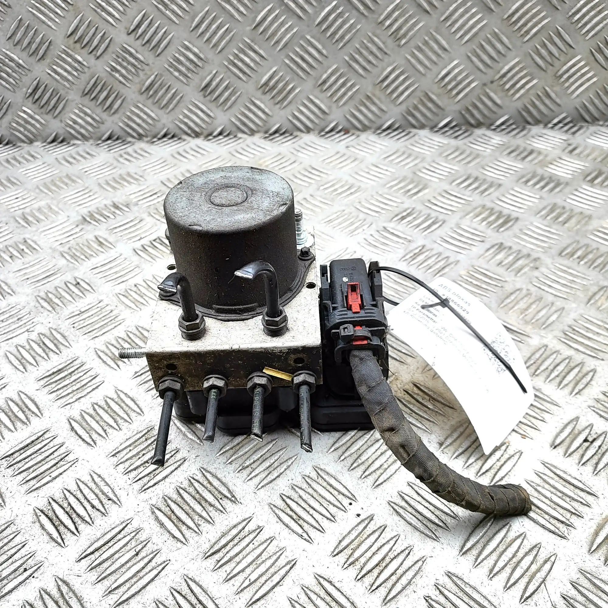 Volkswagen Crafter ABS hydraulic pump ABS Pump — VW CRAFTER (Van SY_) (2016-...) — 2N...