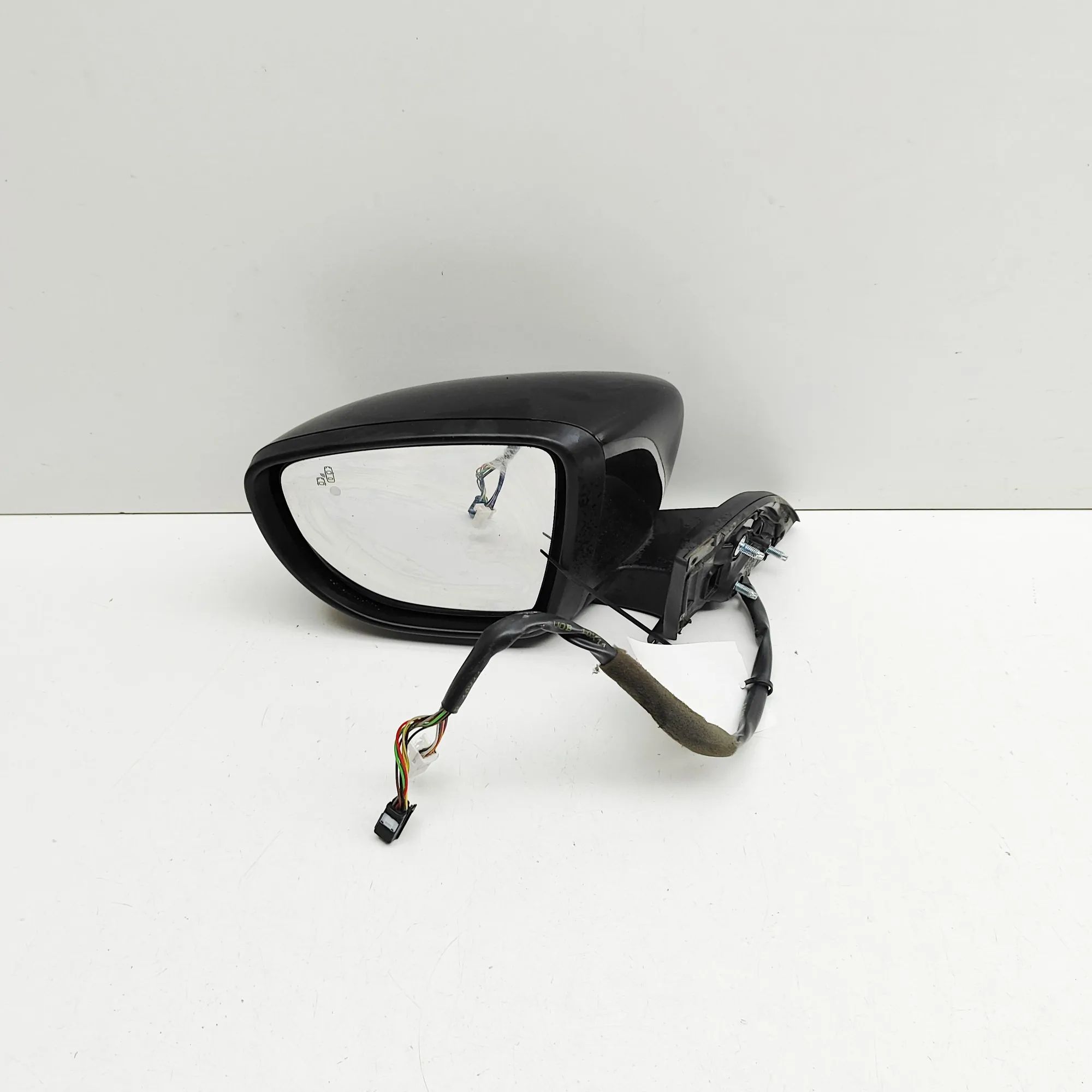 Nissan Leaf Left Side Wing Mirror Left Side Wing Mirror — NISSAN LEAF (ZE1) (2017...