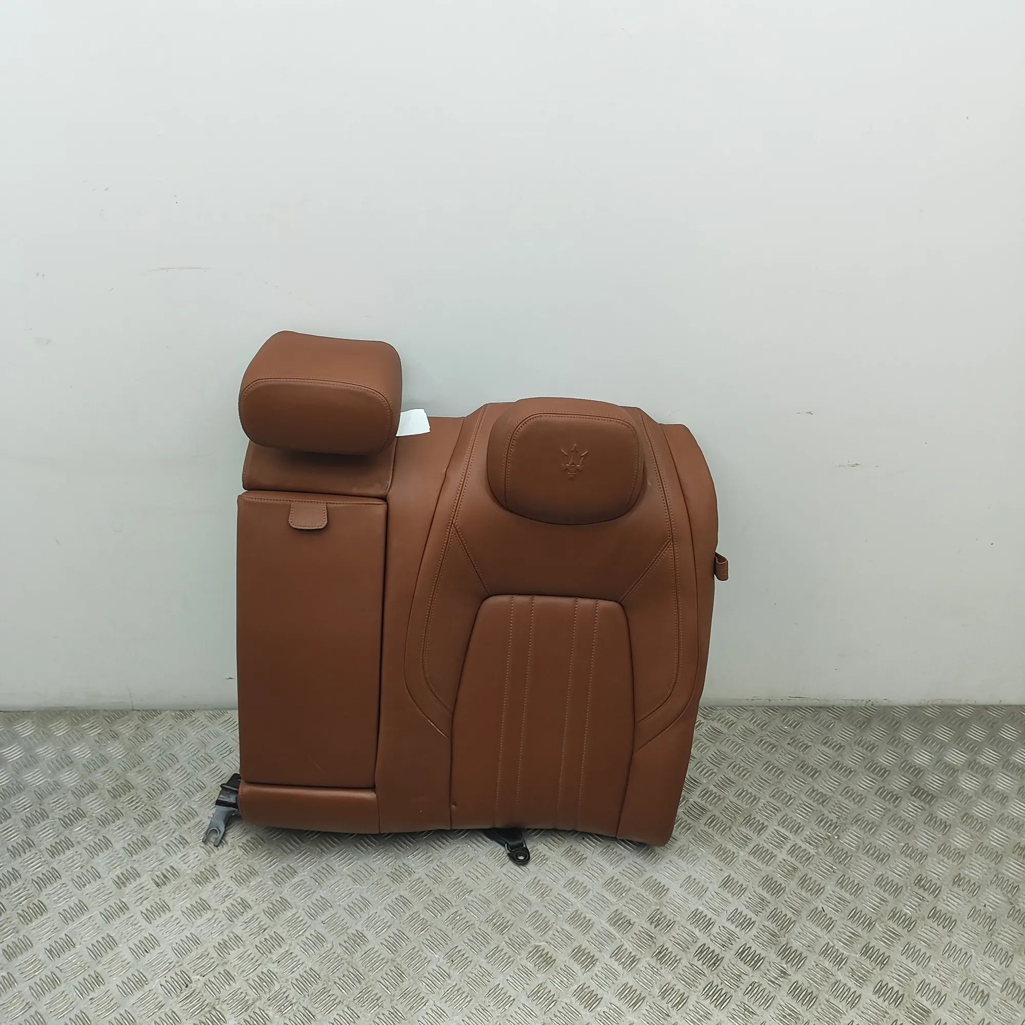 Maserati Ghibli Заднее сиденье Rear seat — MASERATI GHIBLI (M157) (2013-...) —...