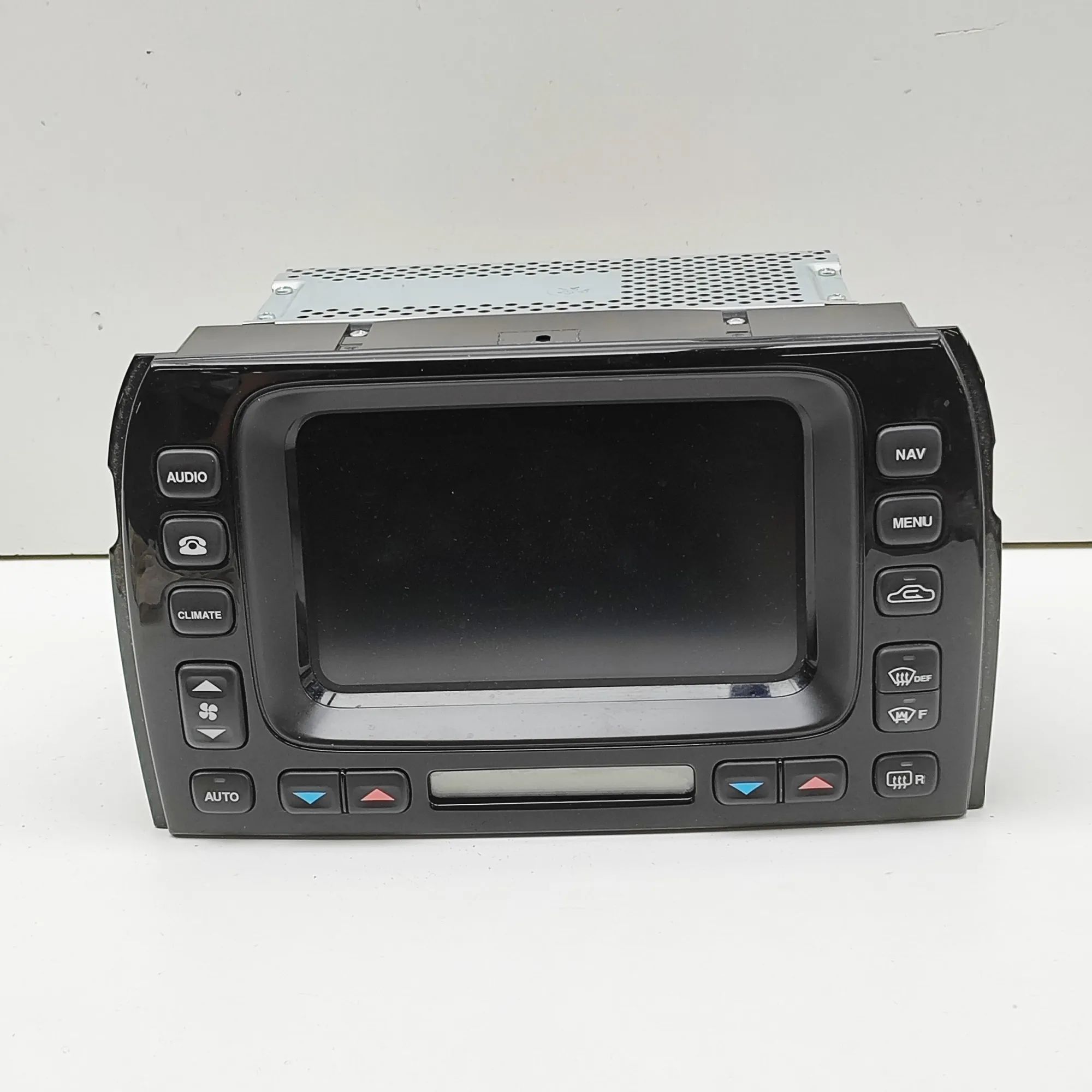 Jaguar XJ Radio / CD / navigation head unit Radio / CD / navigation head unit — JAGUAR XJ (...
