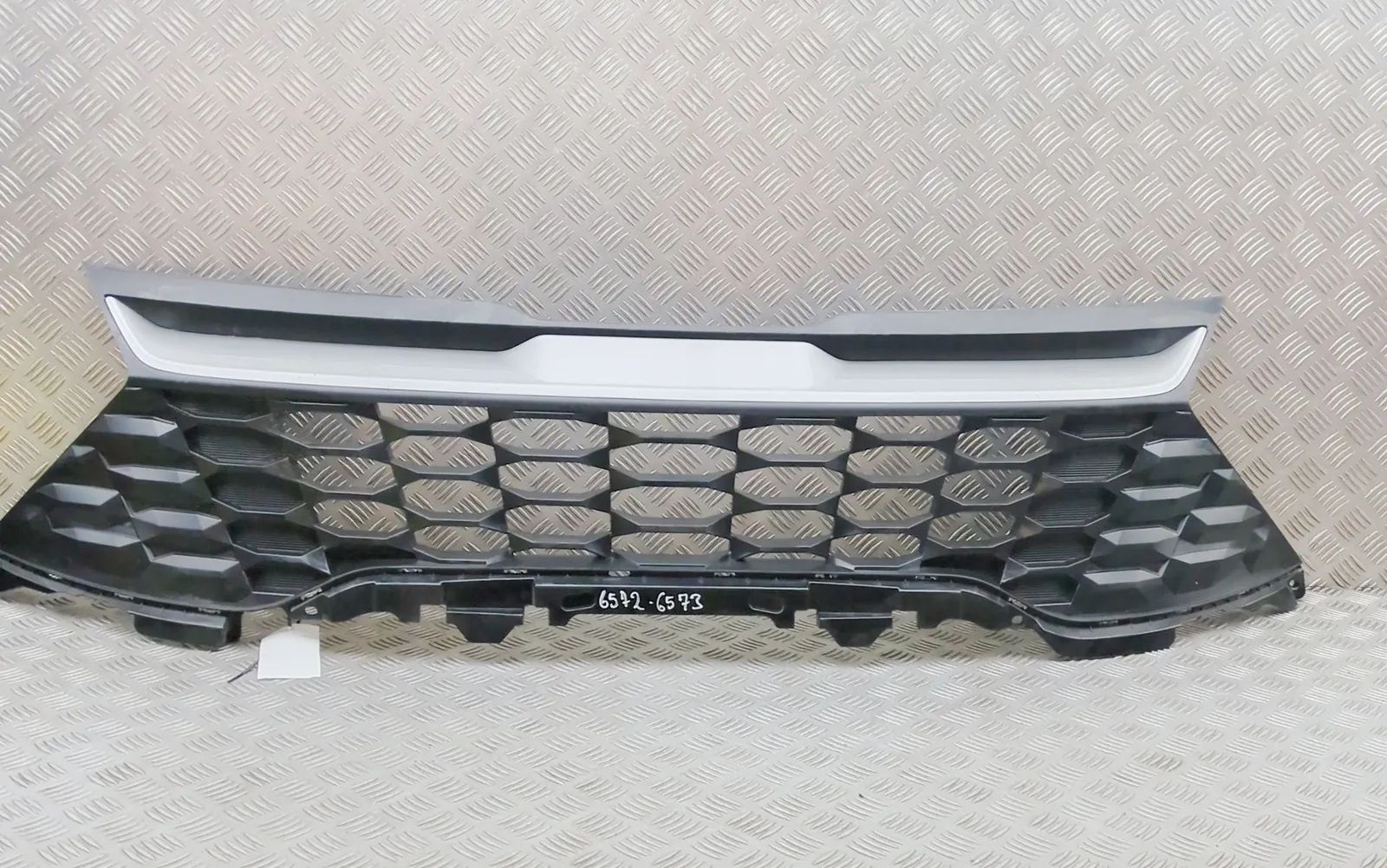 Kia Sportage Radiator Grille Radiator grille — KIA SPORTAGE (V NQ5) (2021-.....